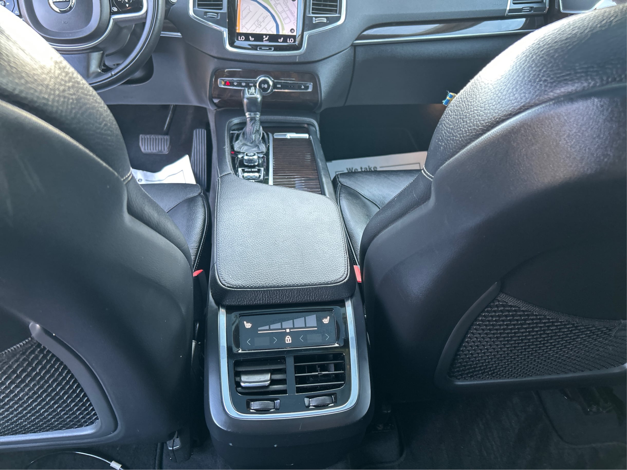 Photo 25 of this Volvo XC90