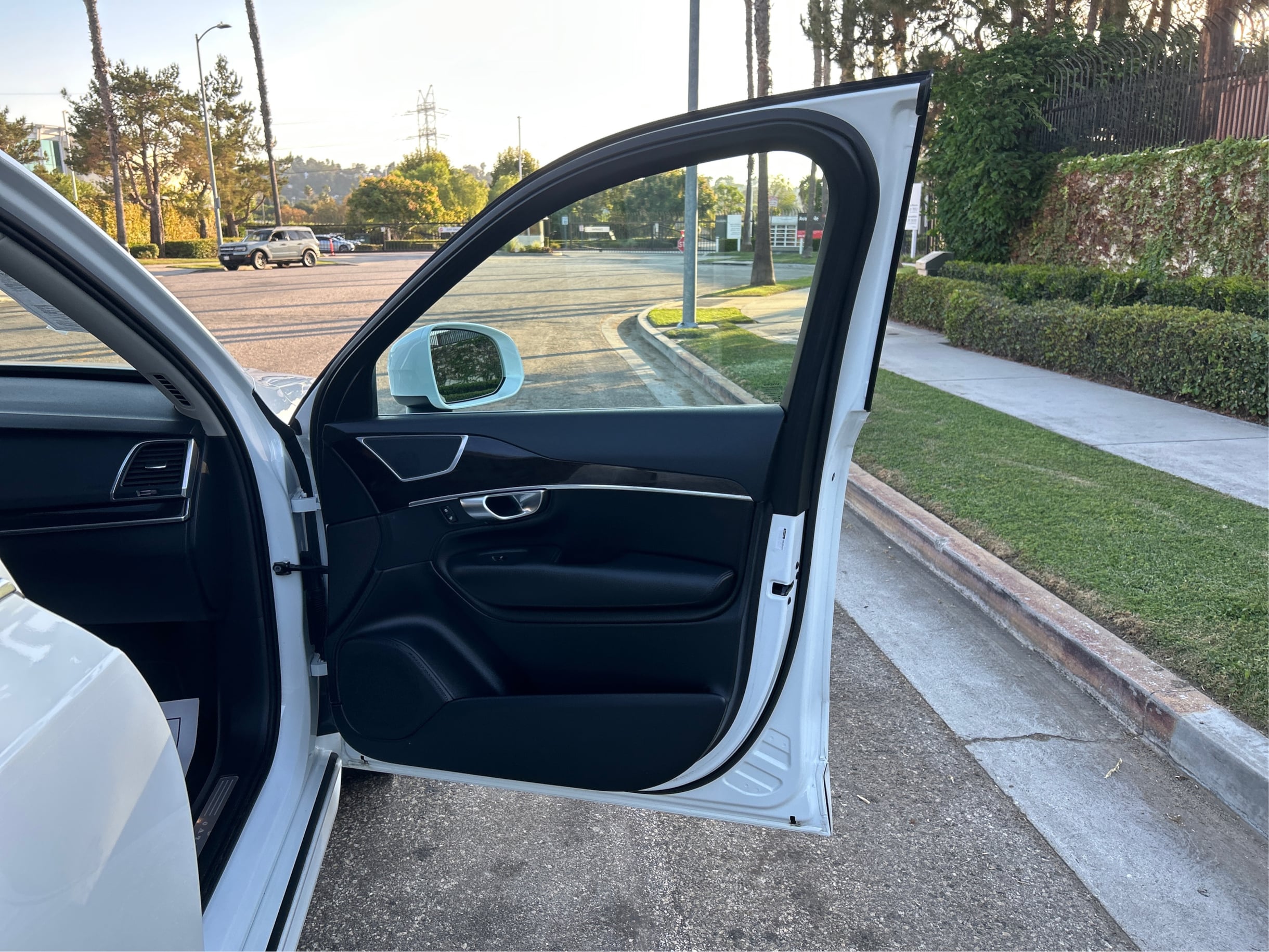 Photo 27 of this Volvo XC90