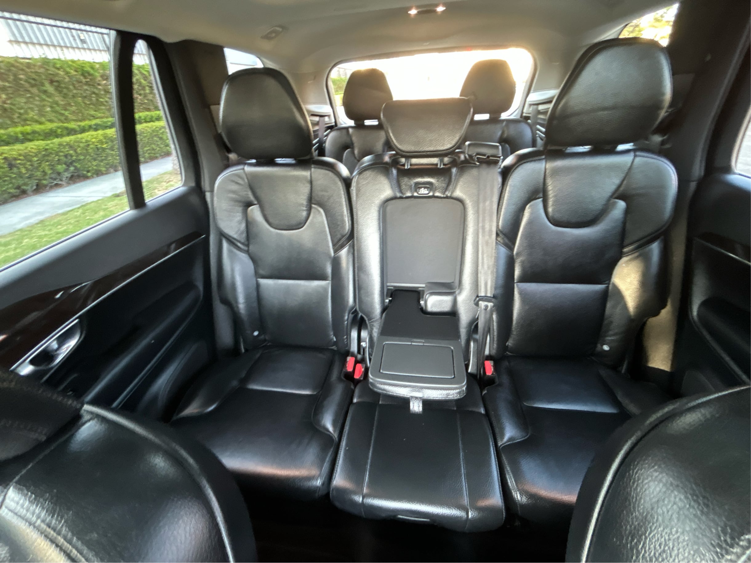 Photo 15 of this Volvo XC90
