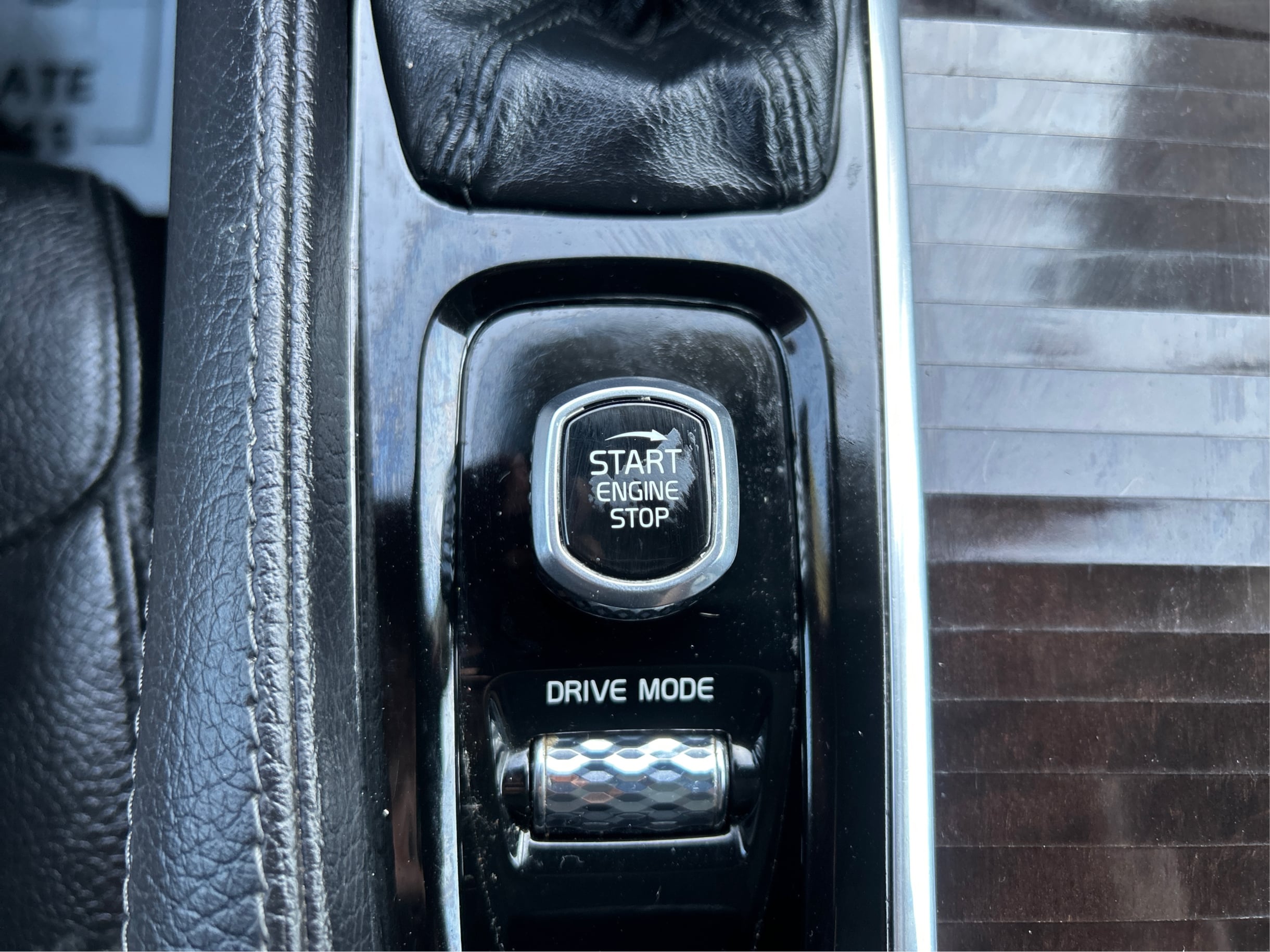 Photo 51 of this Volvo XC90