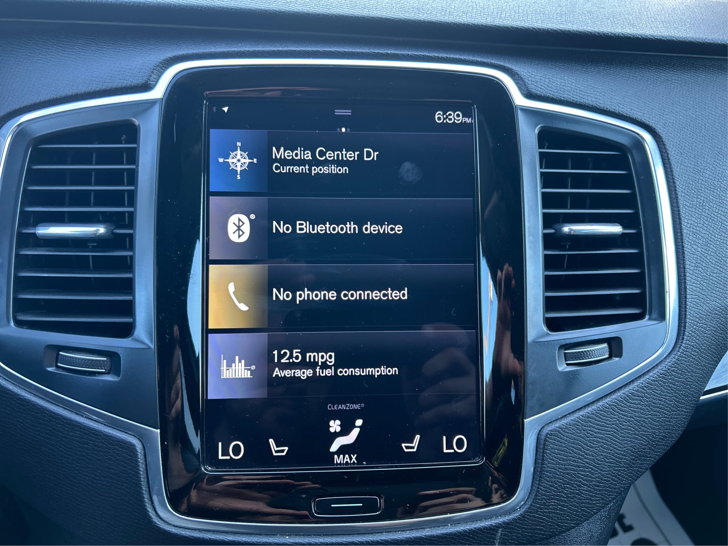 Photo 16 of this Volvo XC90