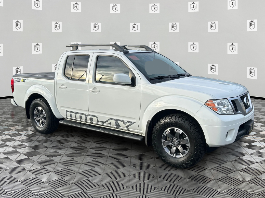 Photo 3 of this Nissan Frontier