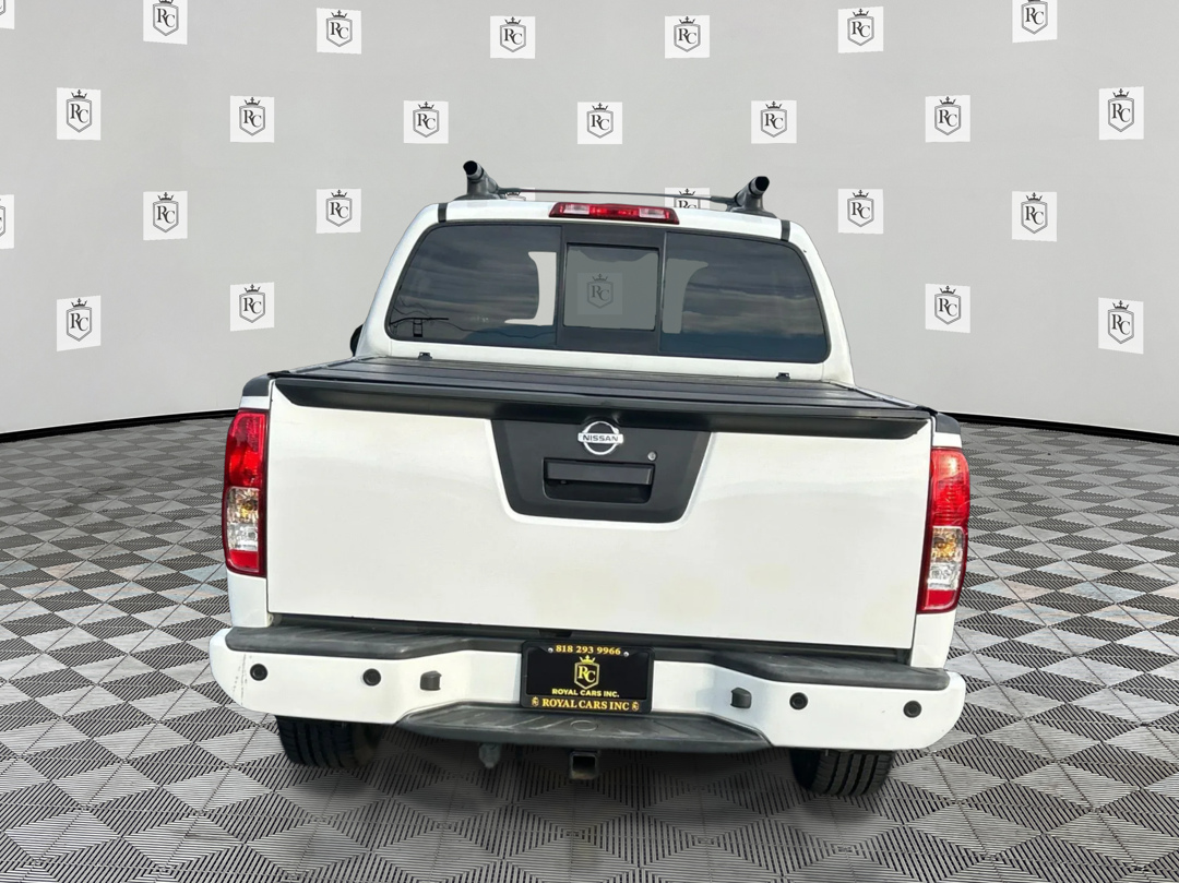 Photo 6 of this Nissan Frontier