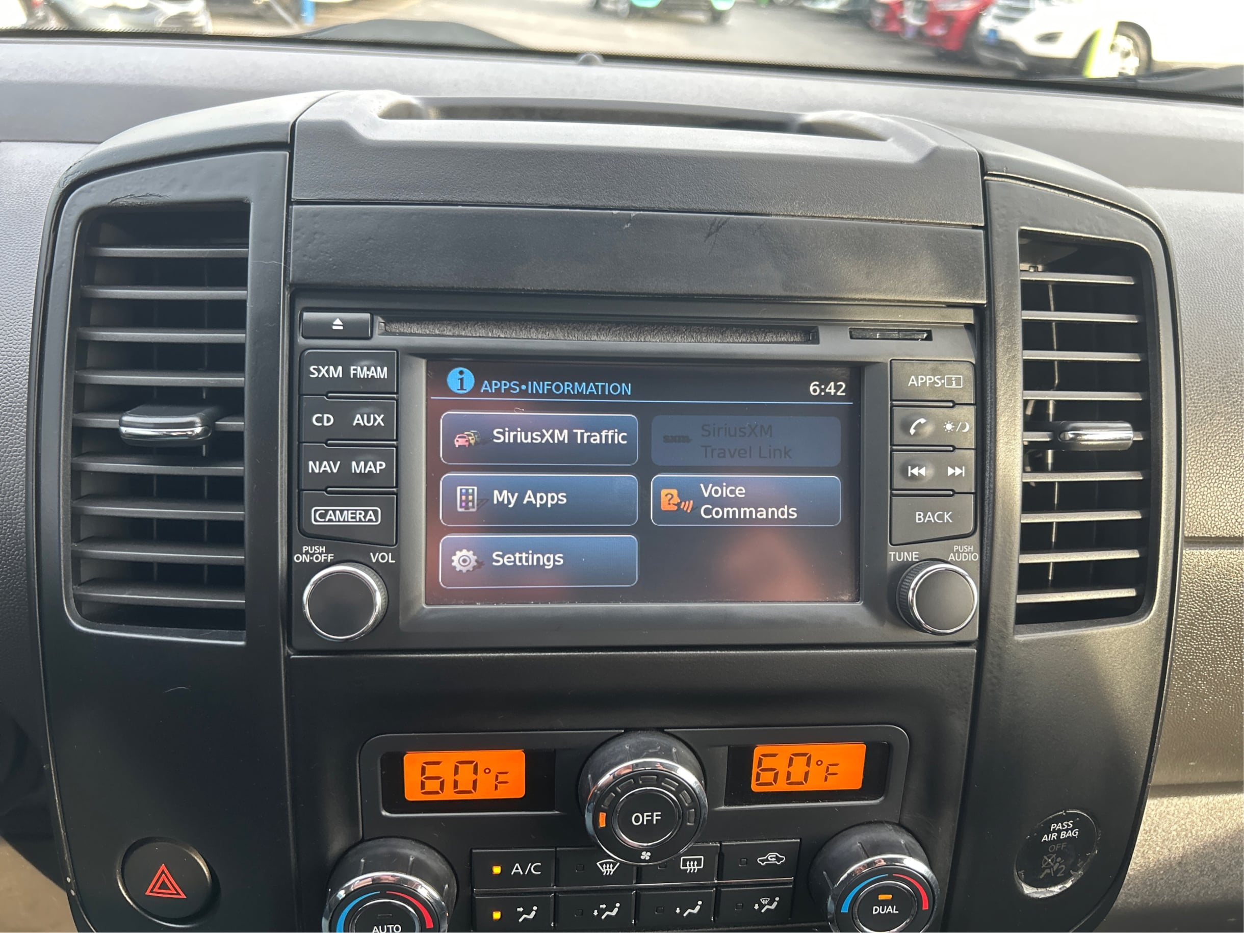 Photo 16 of this Nissan Frontier