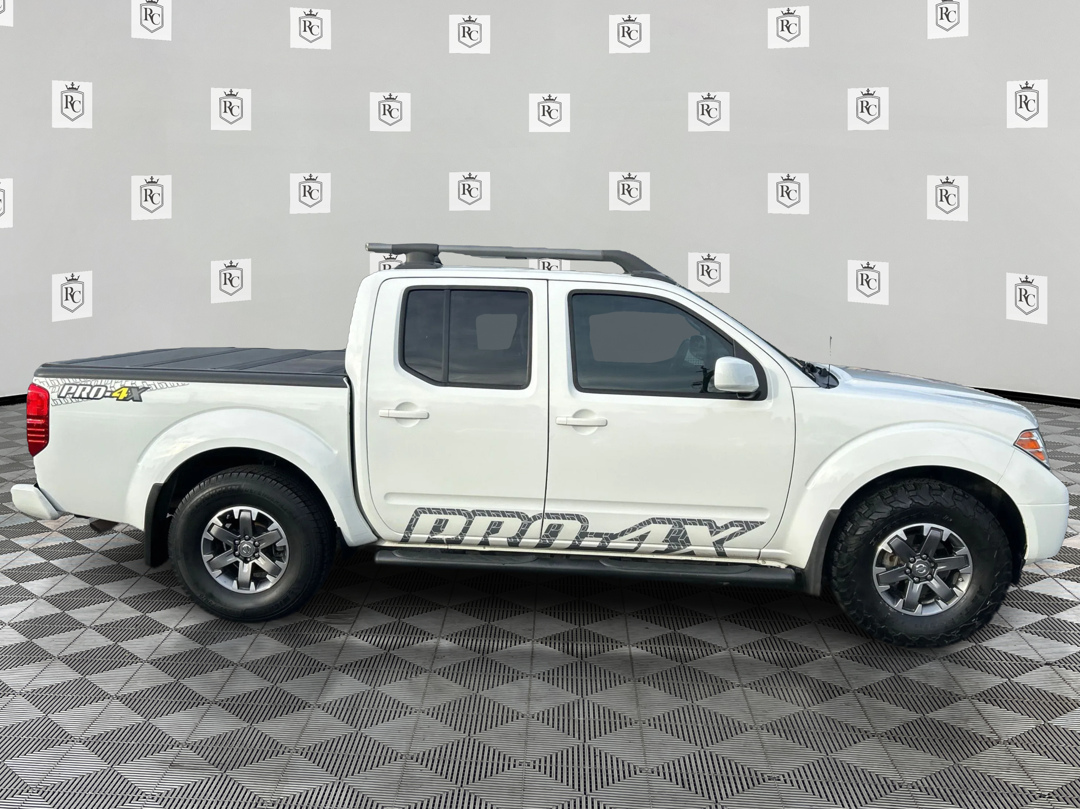 Photo 4 of this Nissan Frontier