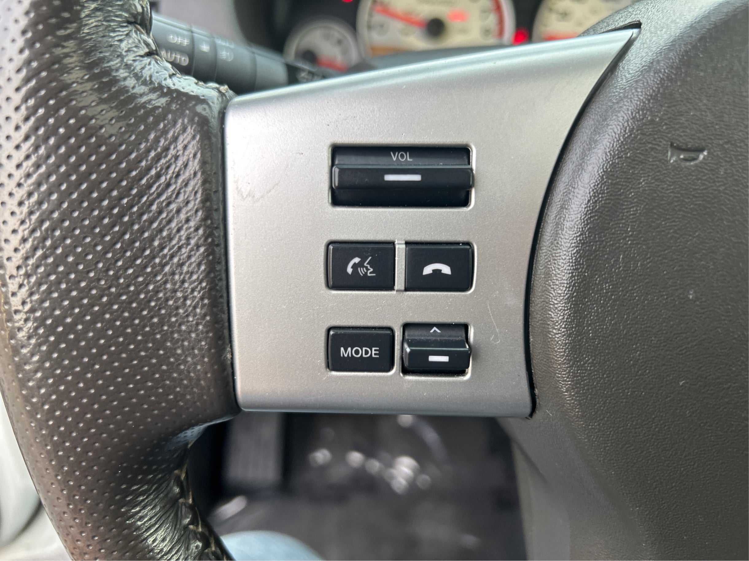 Photo 49 of this Nissan Frontier