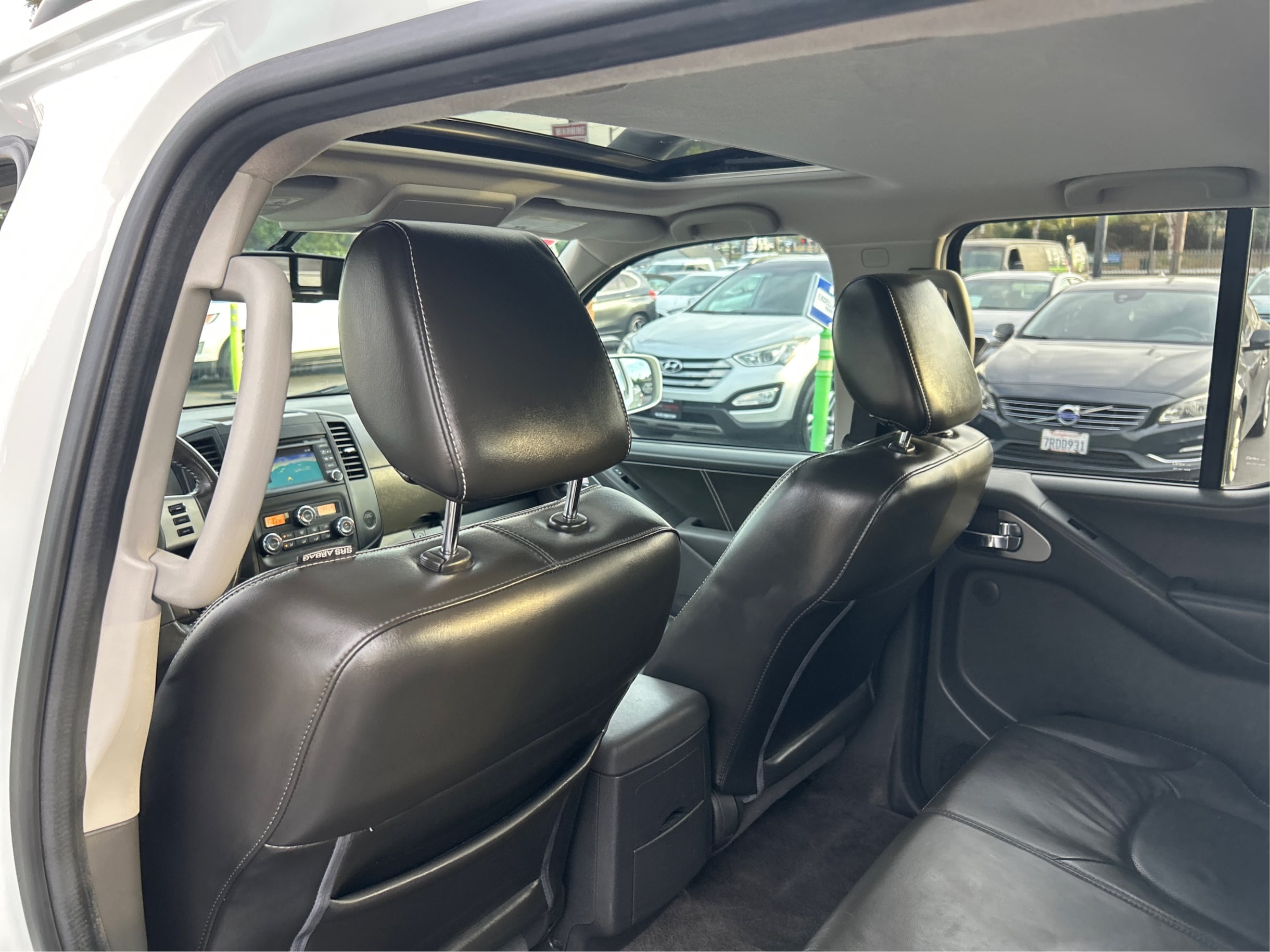 Photo 24 of this Nissan Frontier