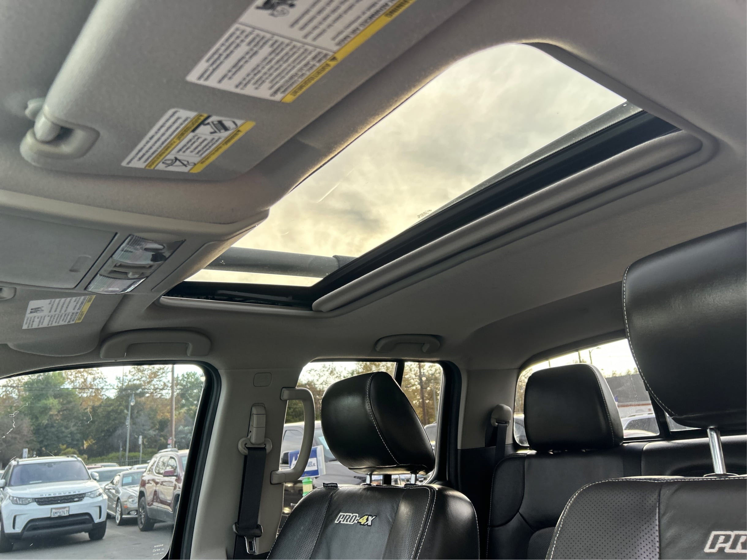 Photo 26 of this Nissan Frontier
