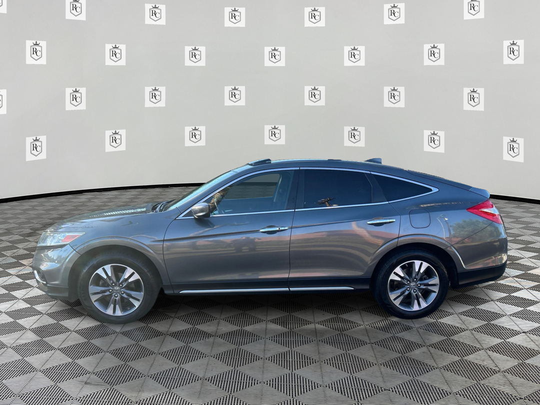 Photo 8 of this Honda Crosstour