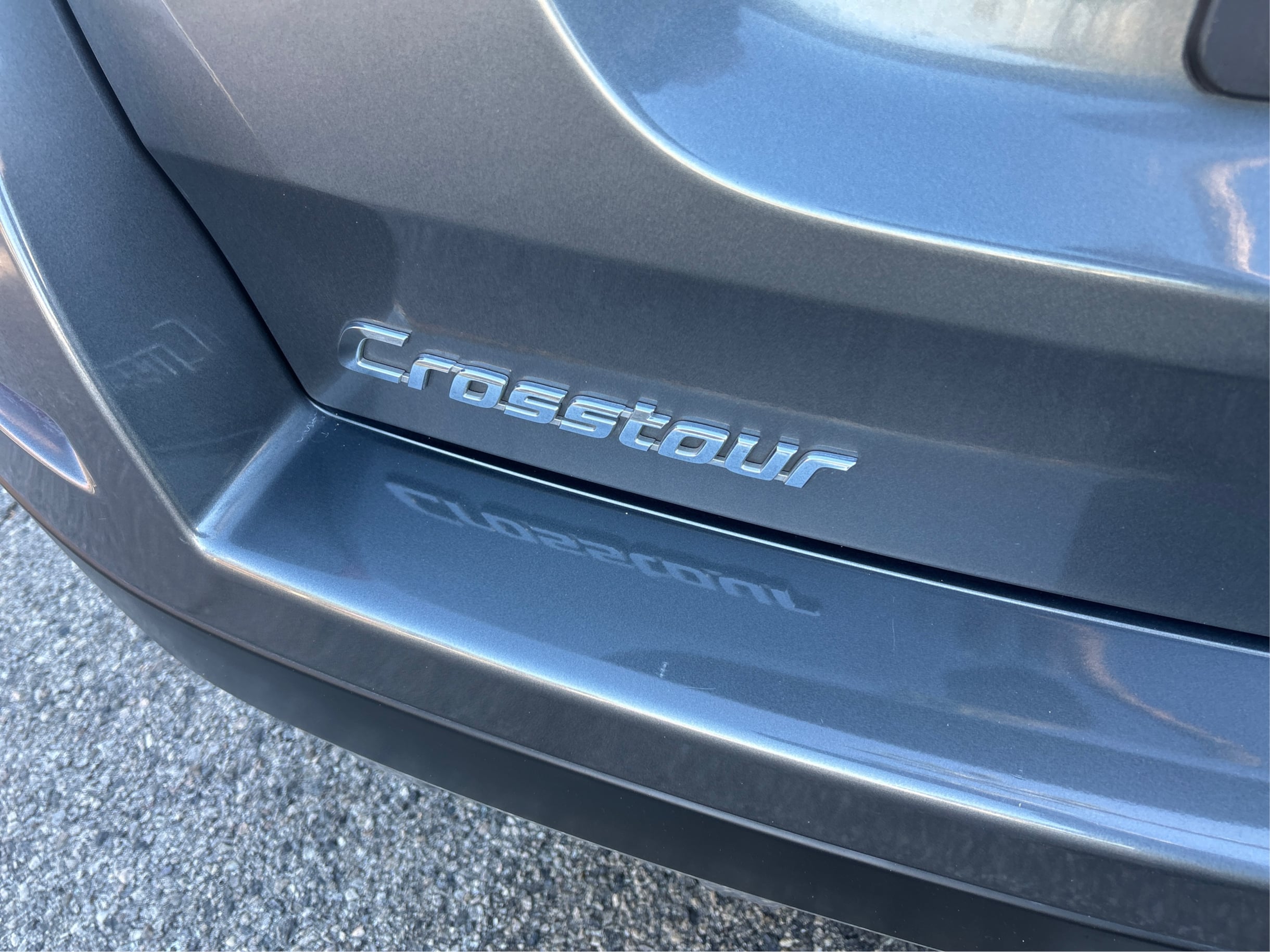 Photo 36 of this Honda Crosstour