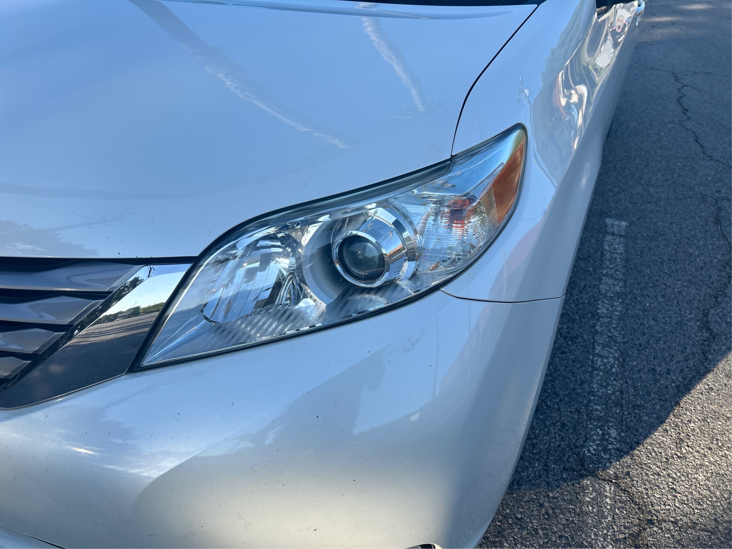 Photo 38 of this Toyota Sienna
