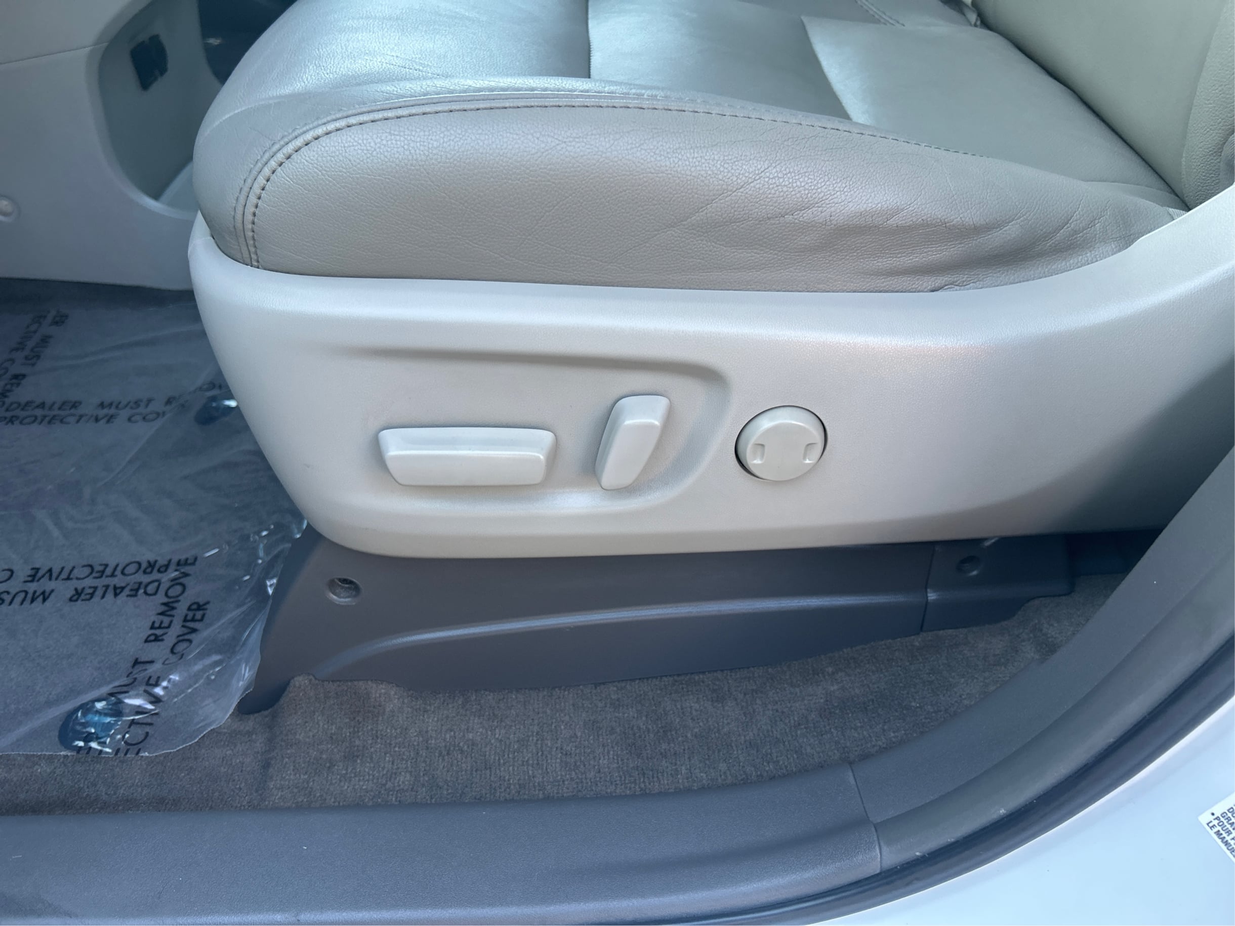 Photo 22 of this Toyota Sienna