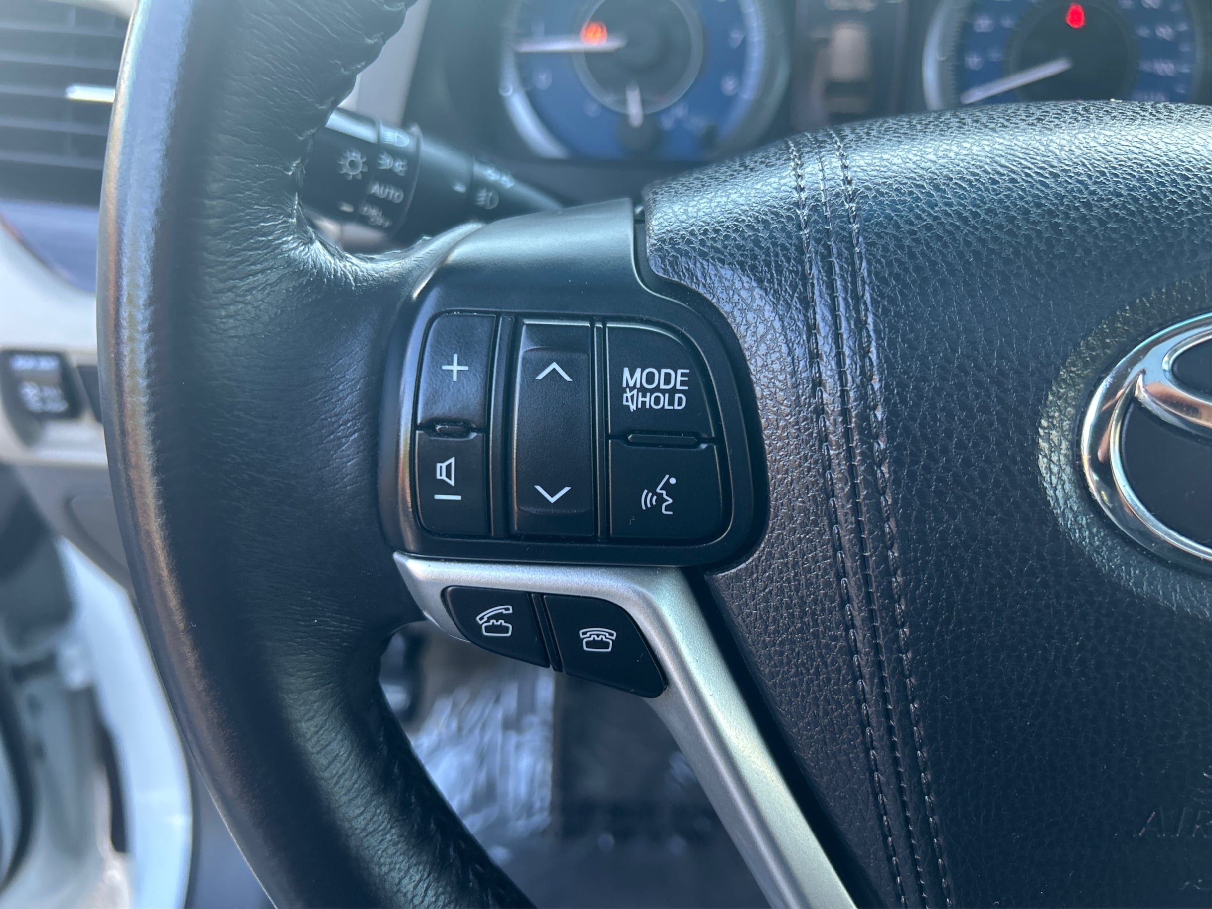 Photo 49 of this Toyota Sienna