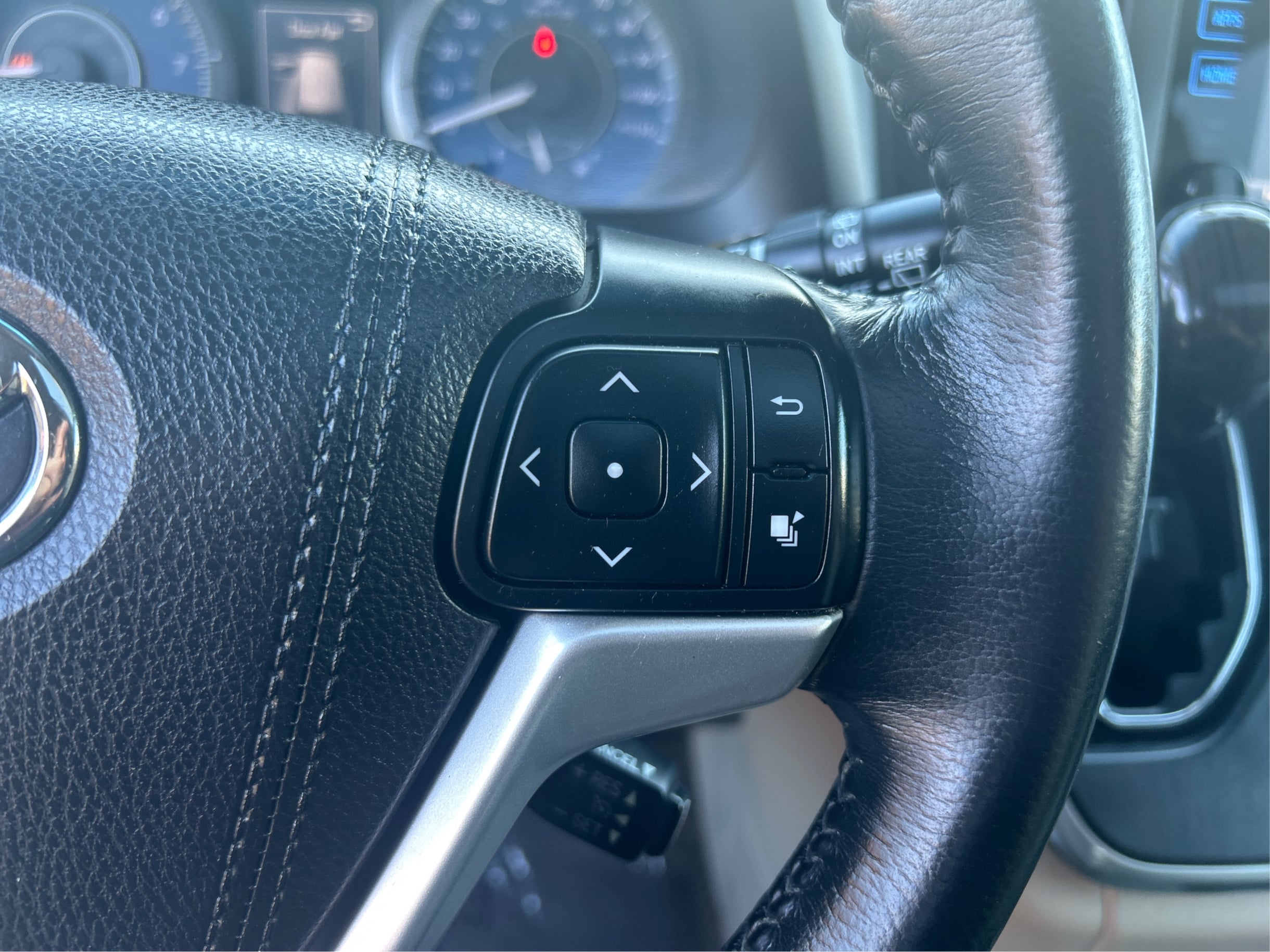 Photo 50 of this Toyota Sienna