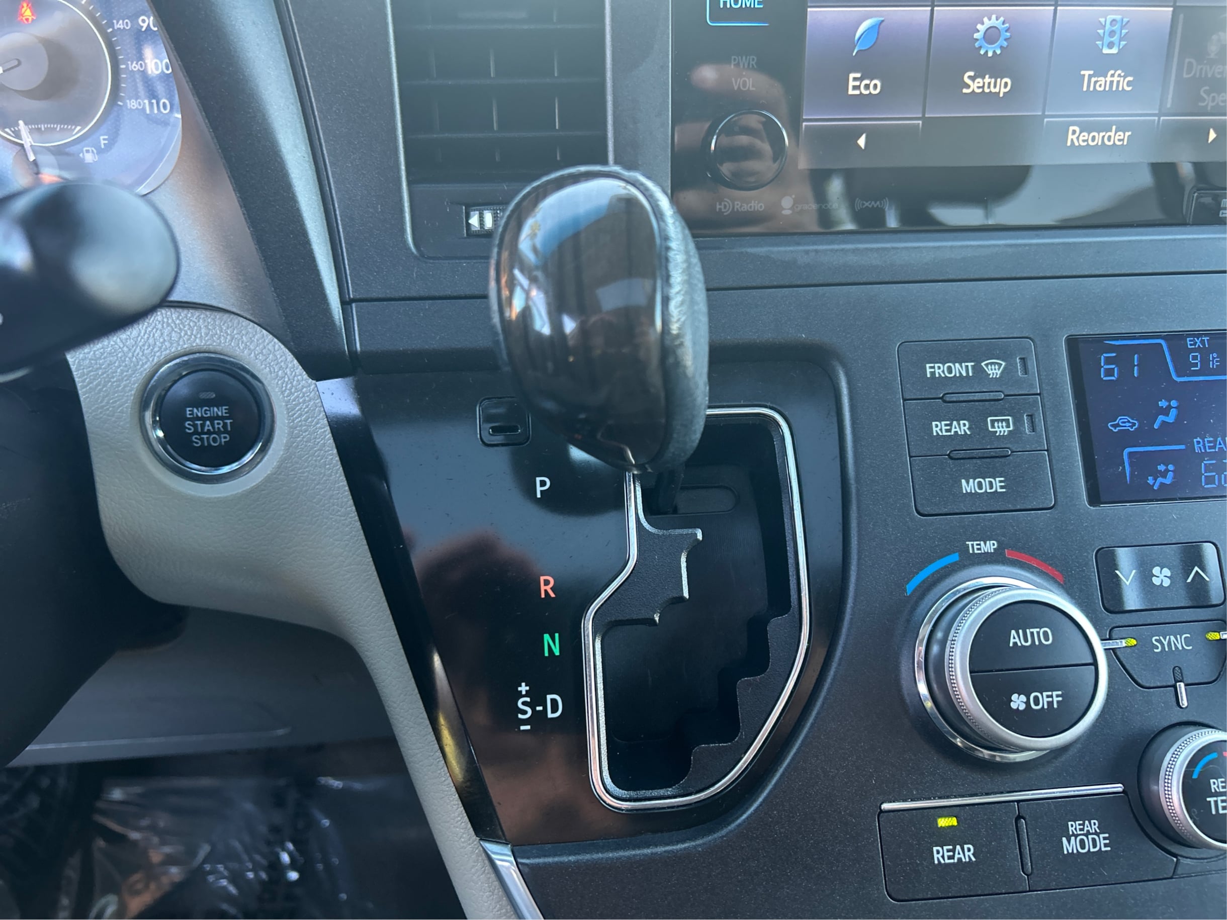Photo 63 of this Toyota Sienna
