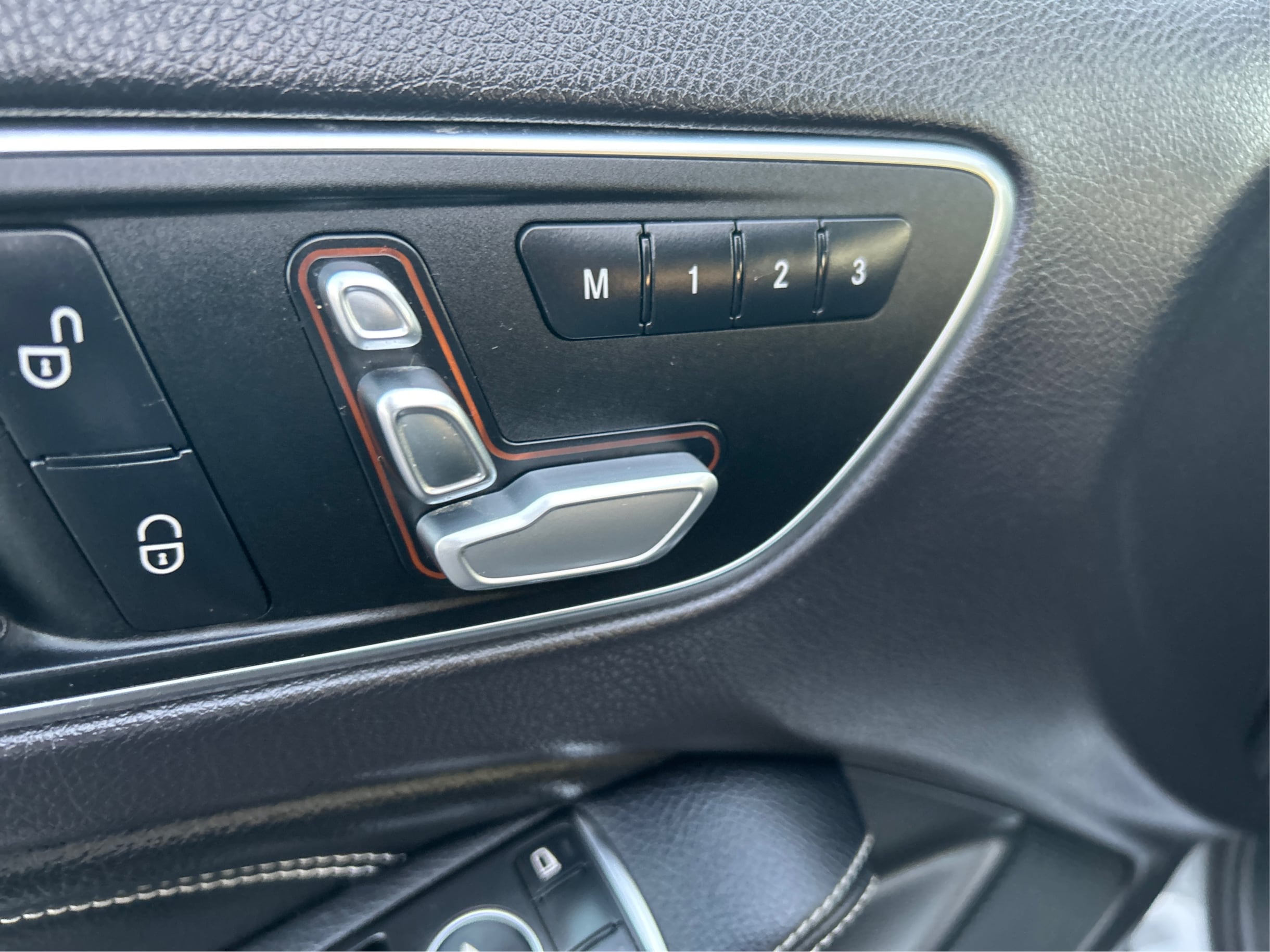 Photo 22 of this Mercedes-Benz GLA 250