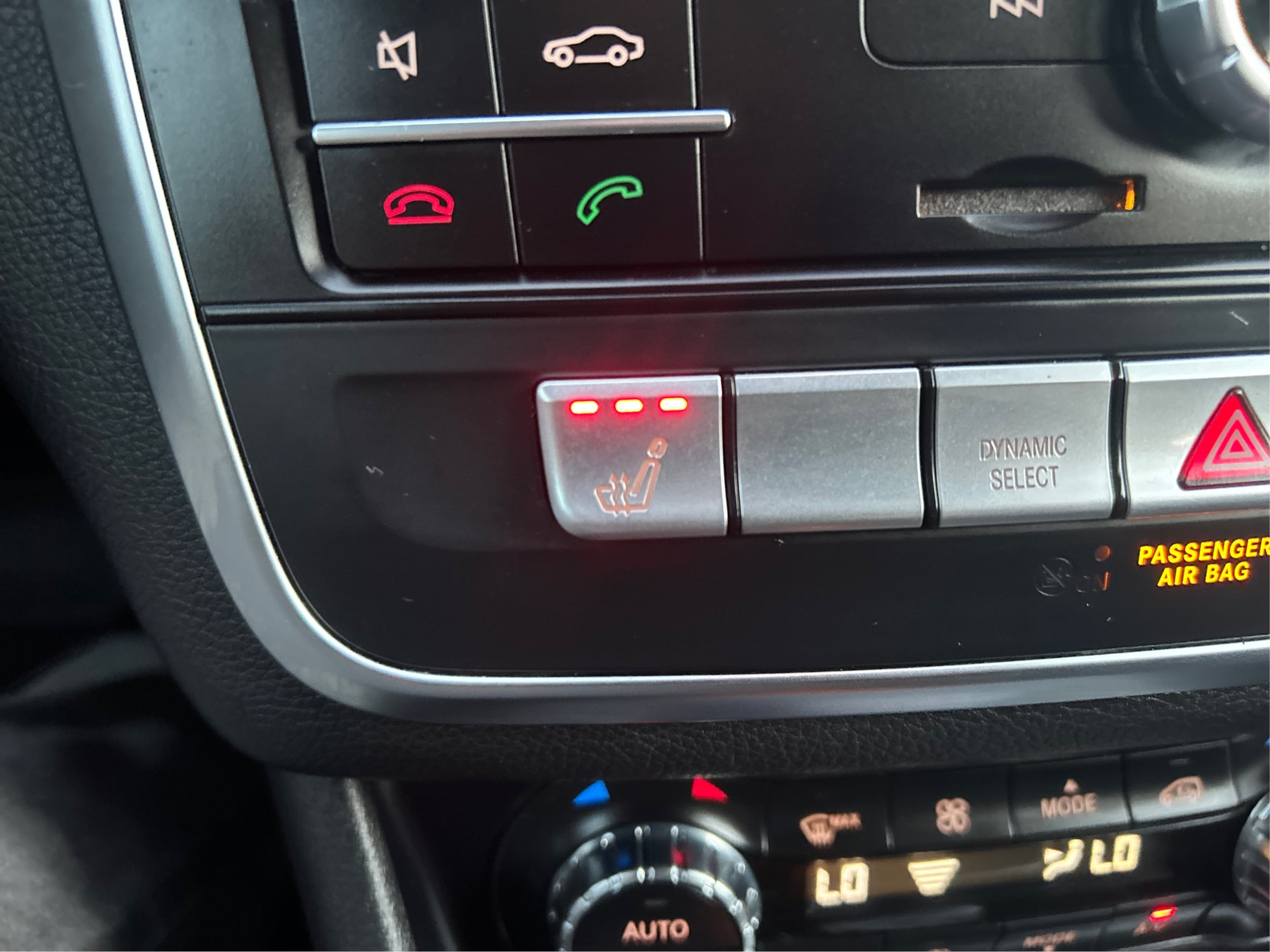 Photo 58 of this Mercedes-Benz GLA 250