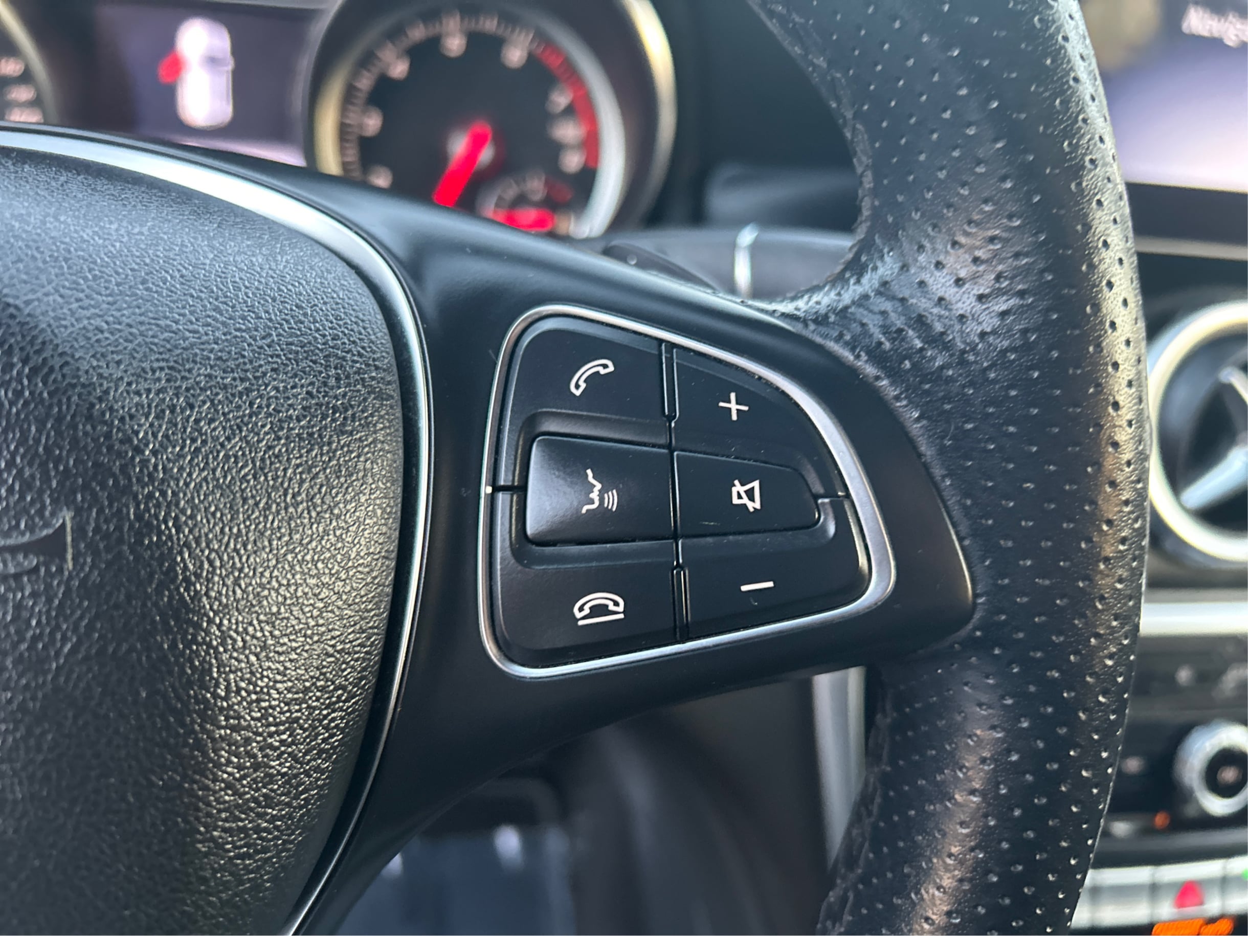 Photo 50 of this Mercedes-Benz GLA 250
