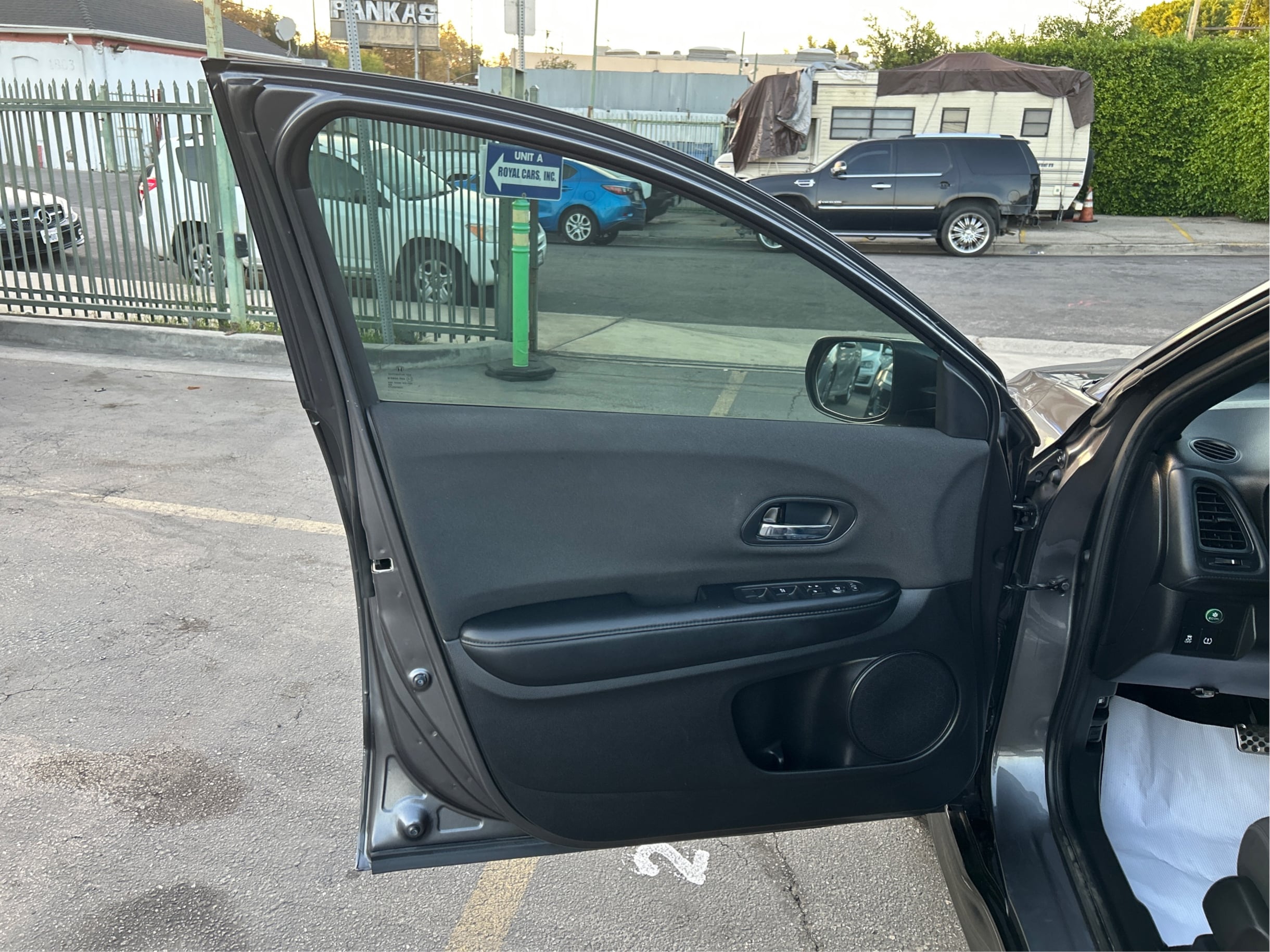 Photo 23 of this Honda HR-V
