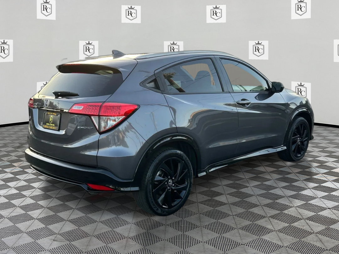 Photo 5 of this Honda HR-V