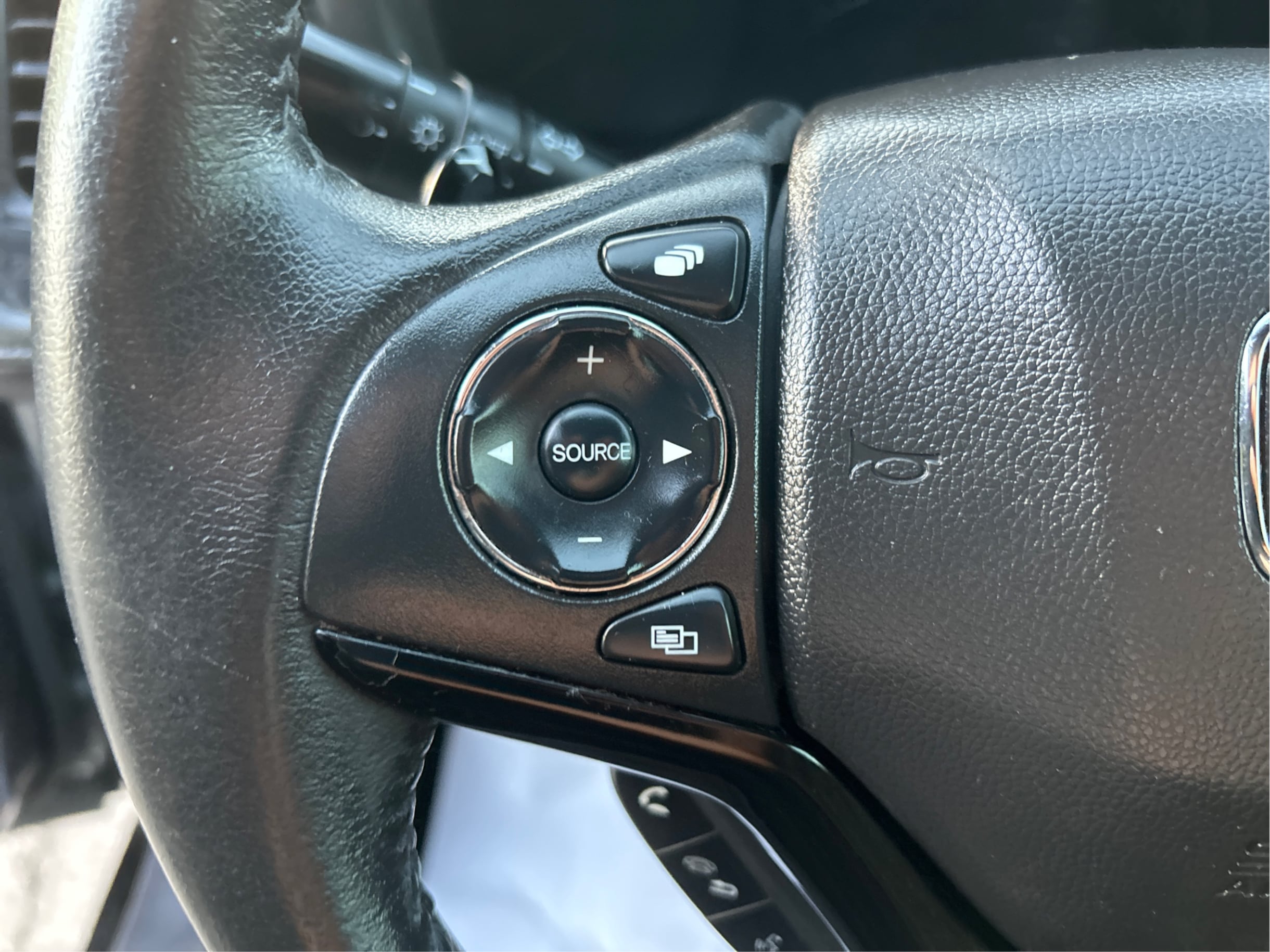 Photo 48 of this Honda HR-V