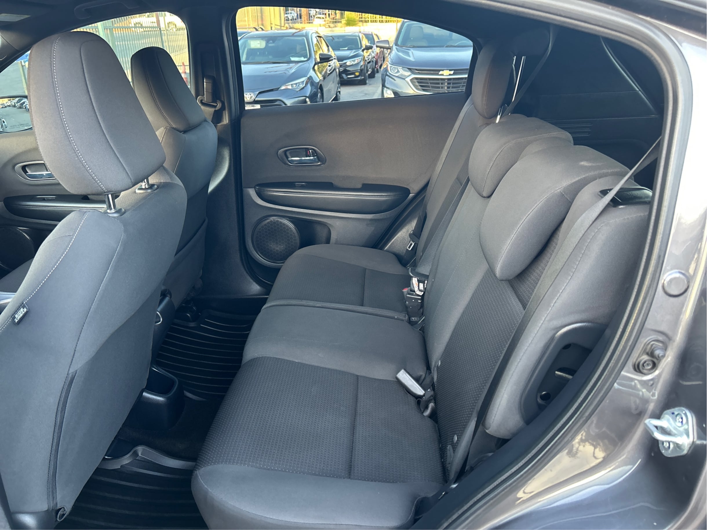 Photo 10 of this Honda HR-V