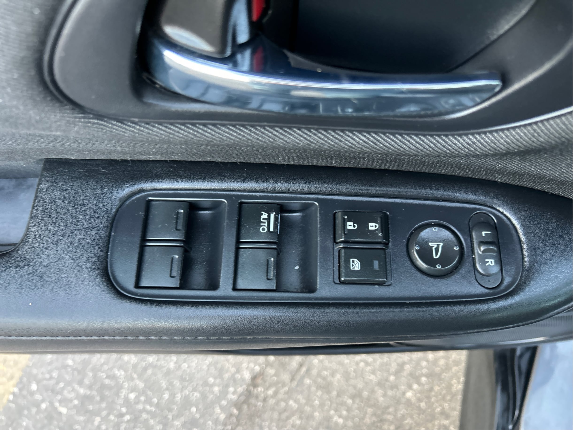 Photo 55 of this Honda HR-V