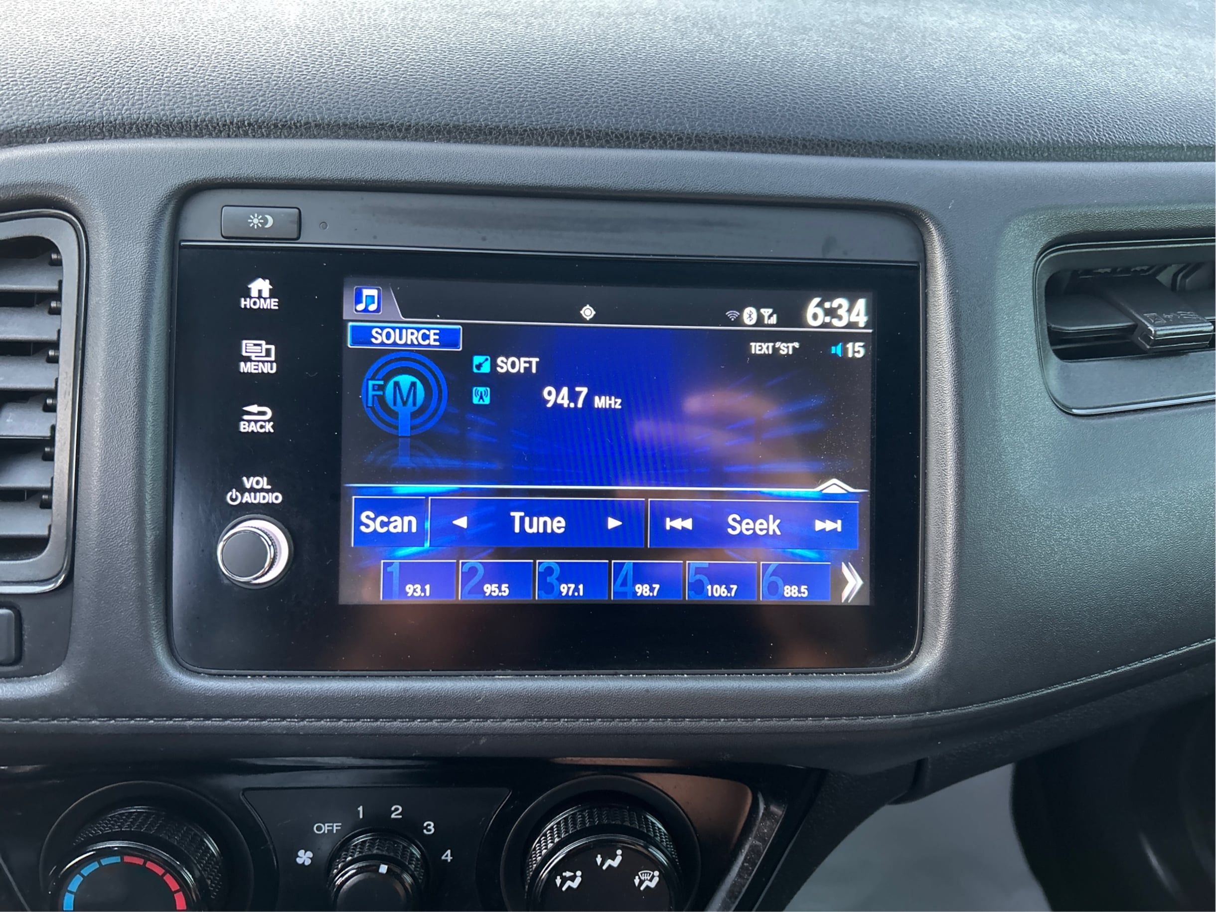 Photo 62 of this Honda HR-V