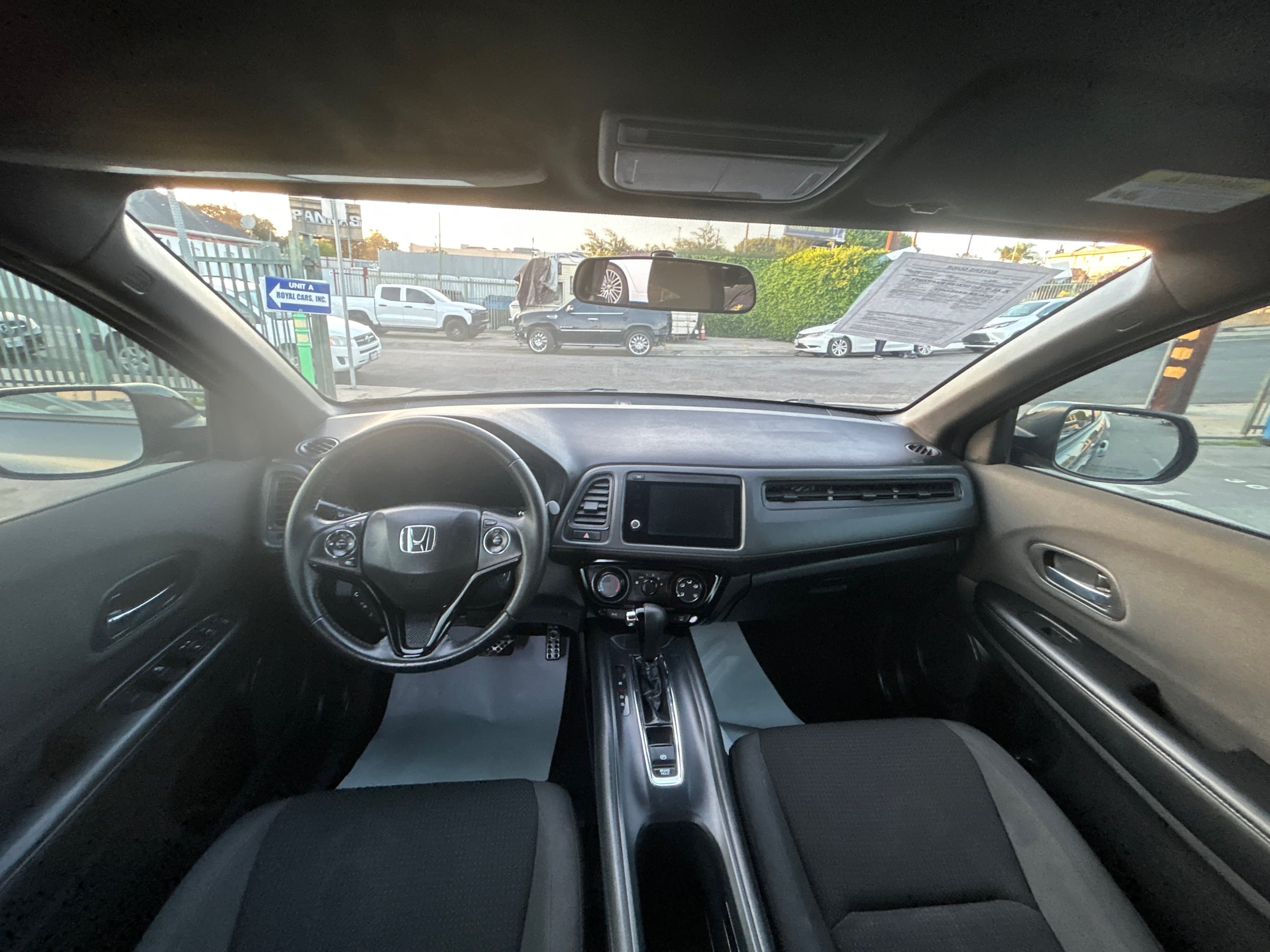Photo 14 of this Honda HR-V