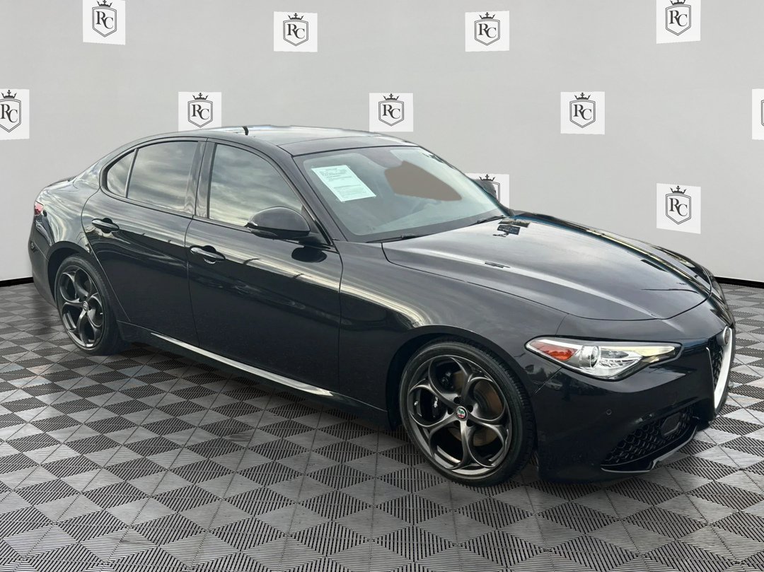Photo 3 of this Alfa Romeo Giulia