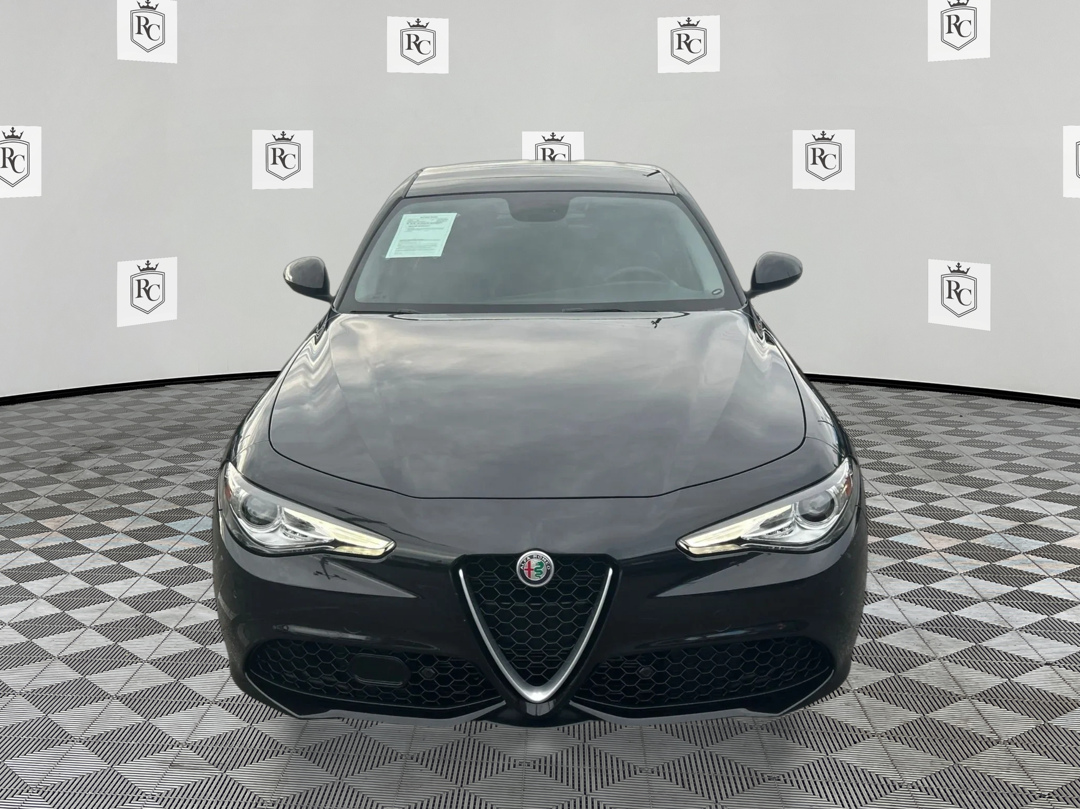 Photo 2 of this Alfa Romeo Giulia