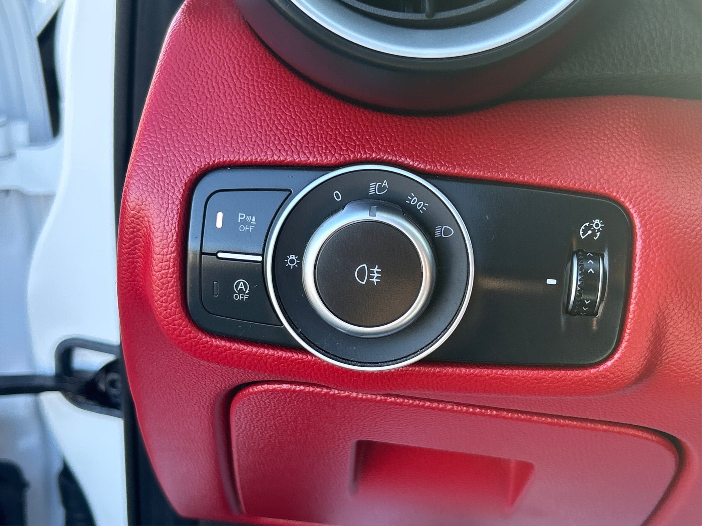 Photo 21 of this Alfa Romeo Giulia