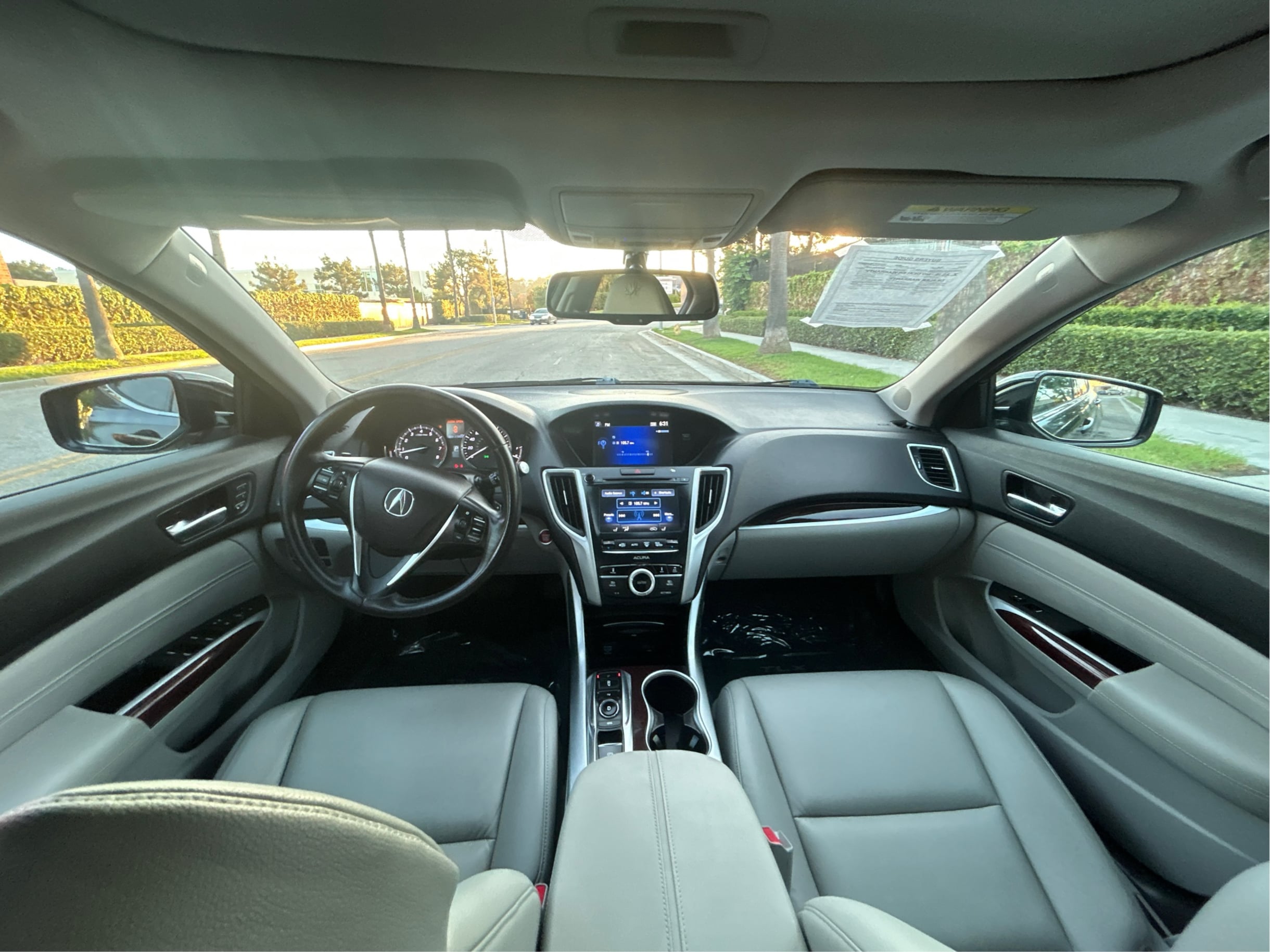 Photo 43 of this Acura TLX