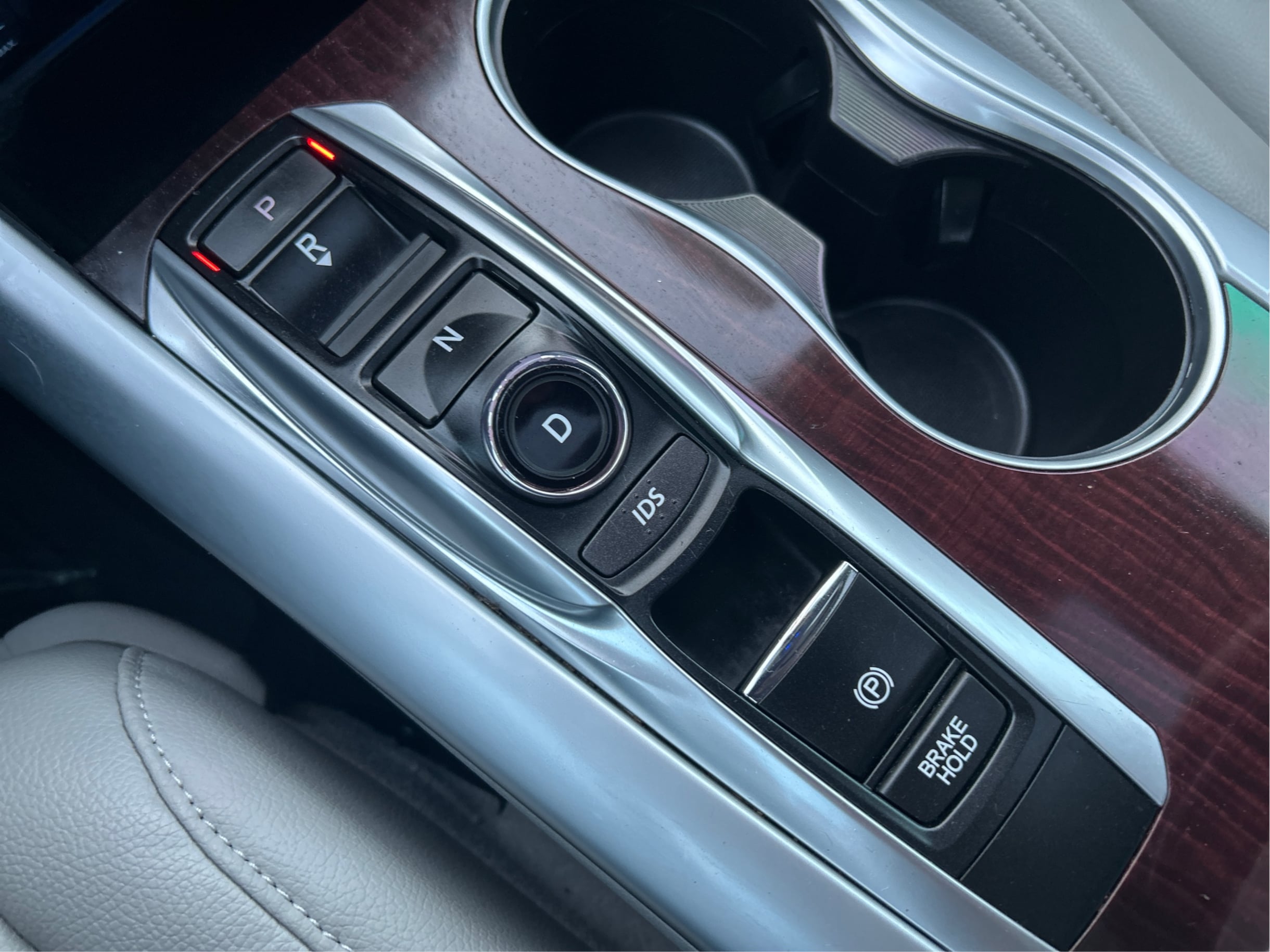 Photo 60 of this Acura TLX