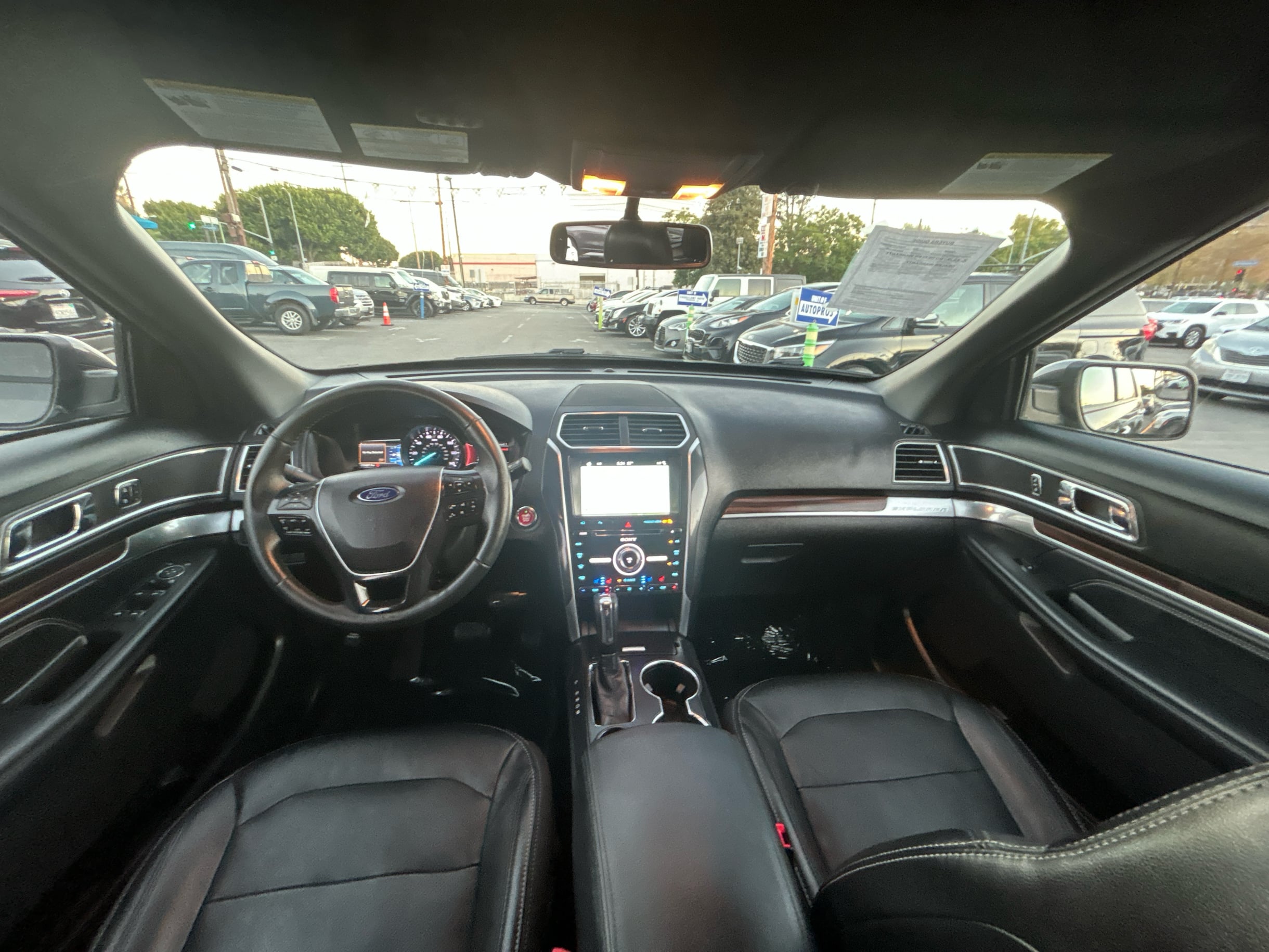 Photo 14 of this Ford Explorer