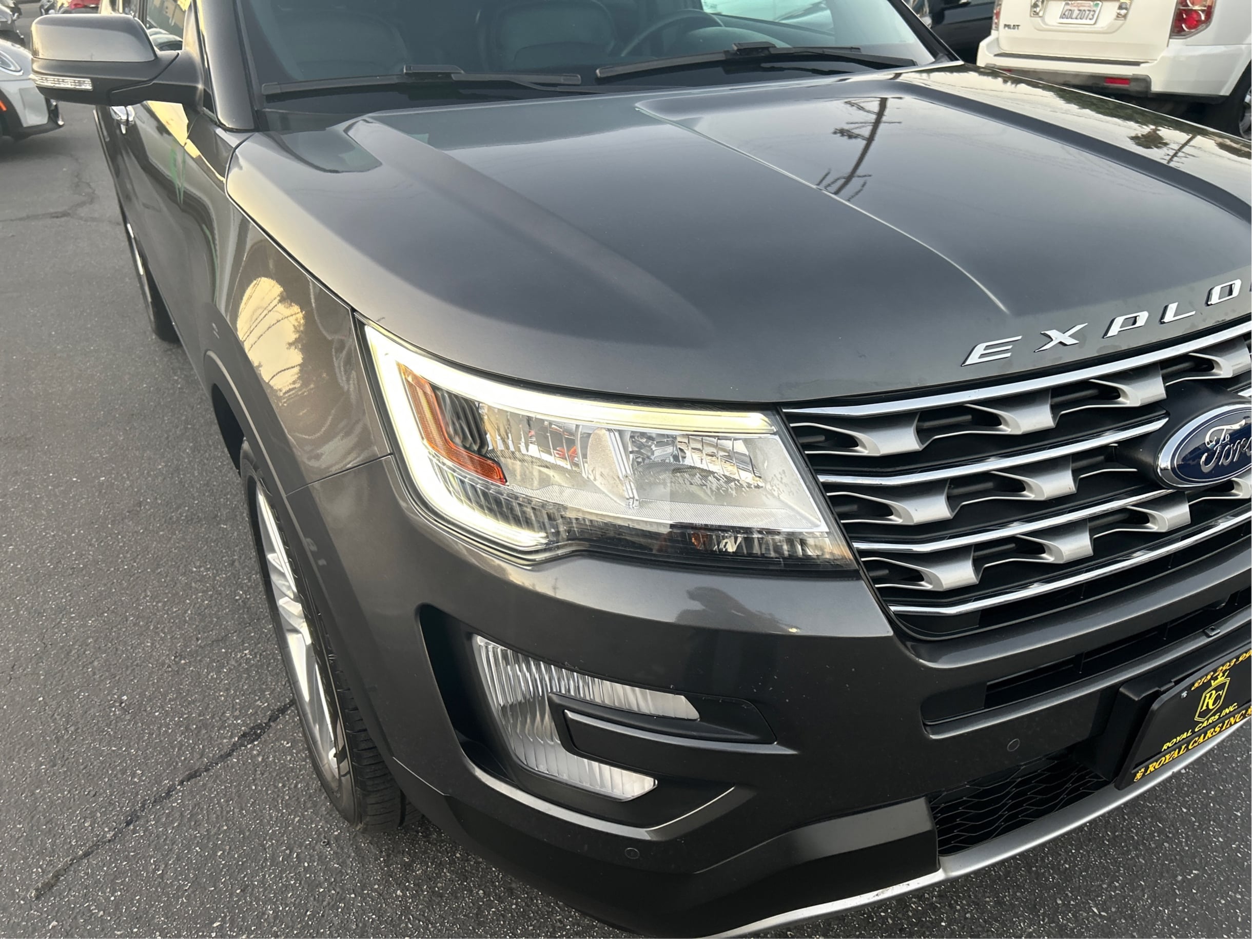 Photo 42 of this Ford Explorer