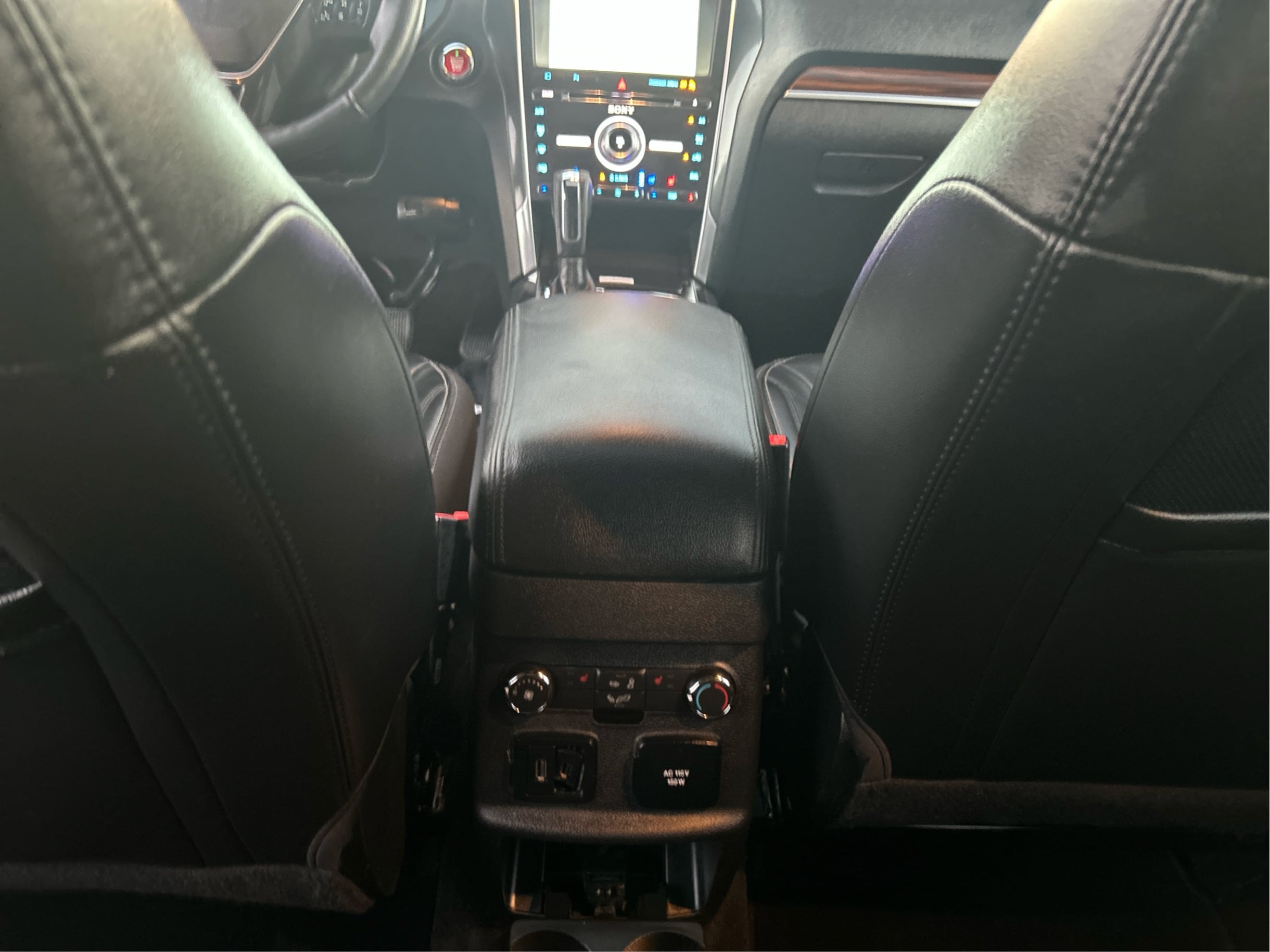 Photo 25 of this Ford Explorer