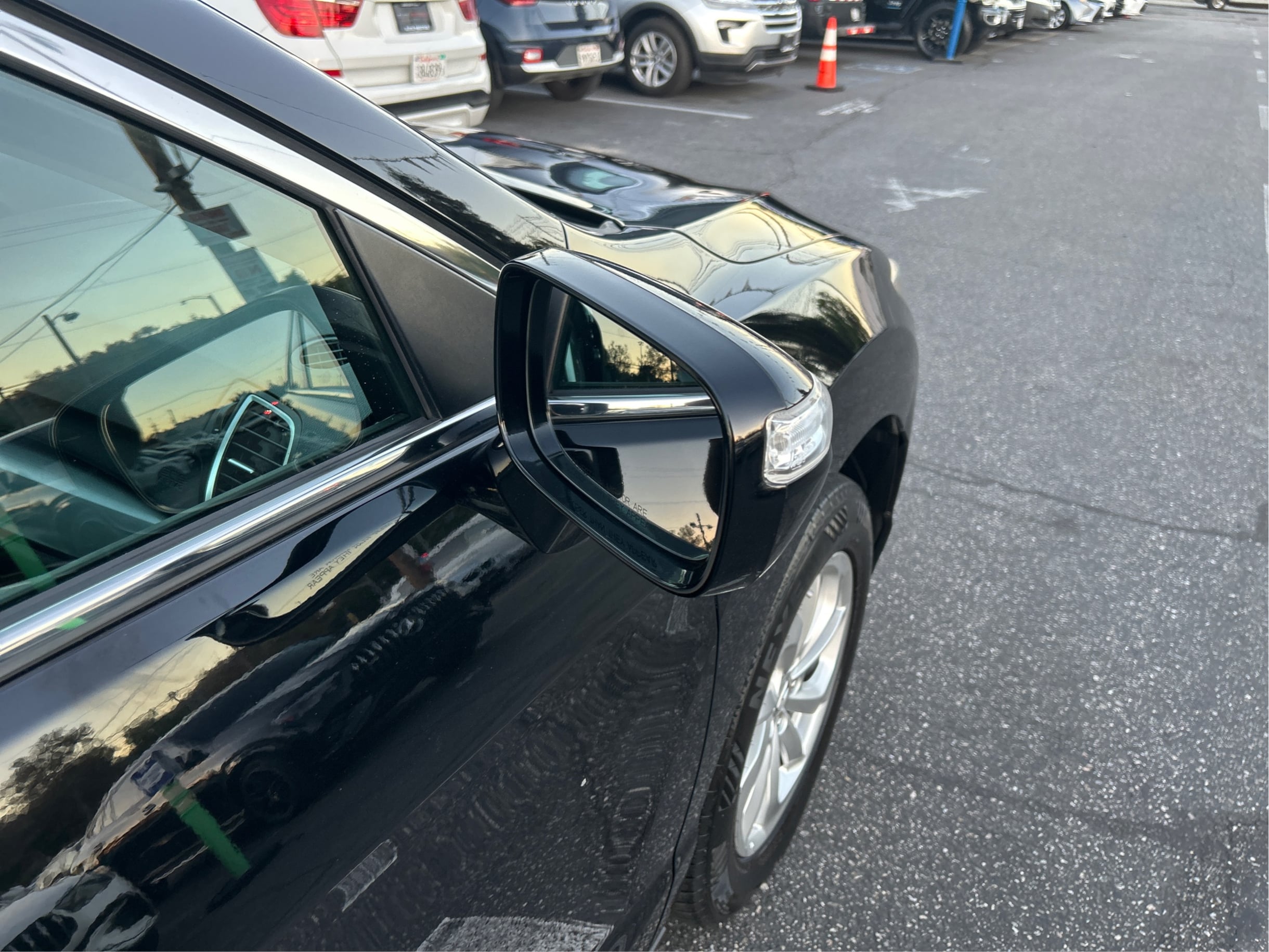 Photo 38 of this Acura RDX