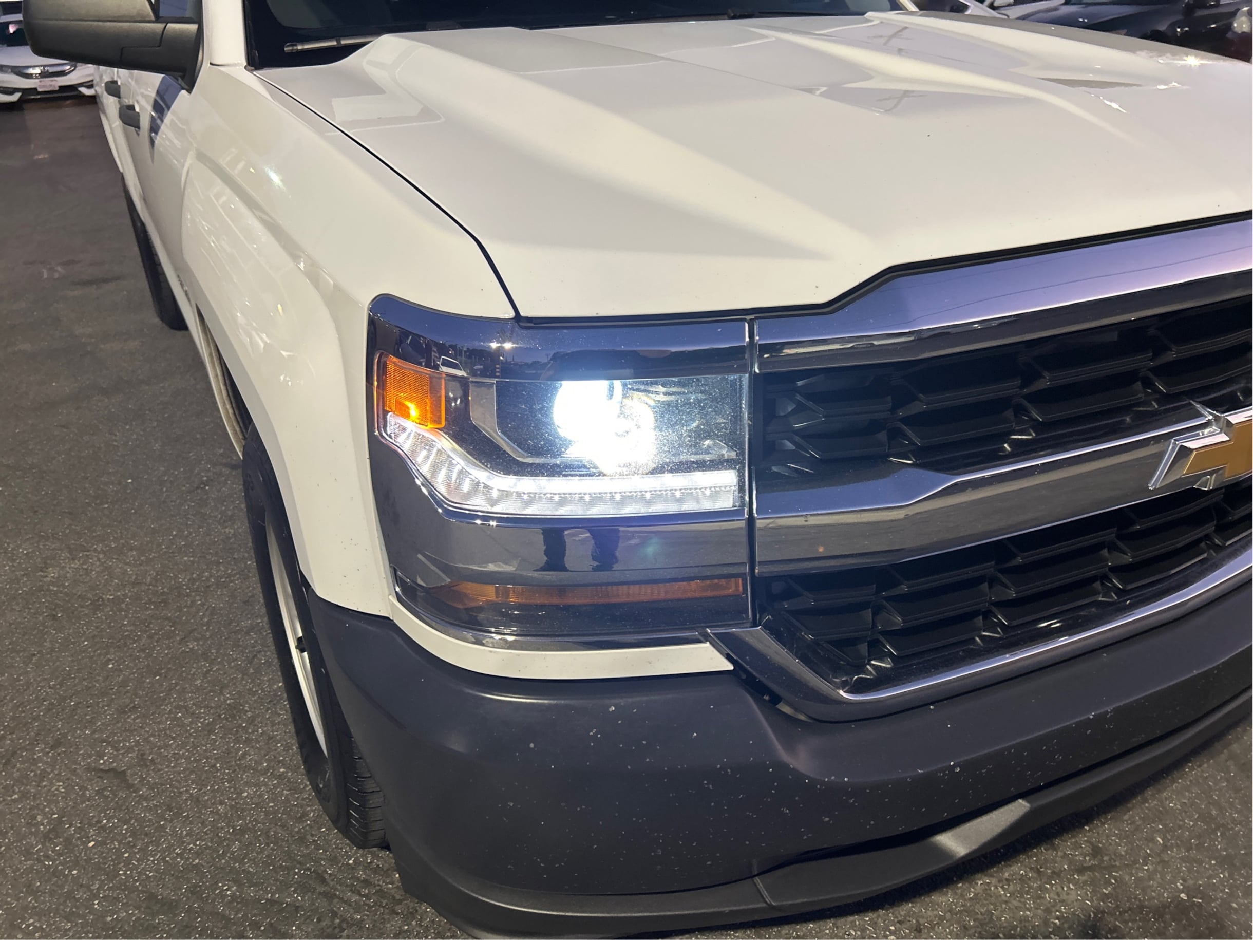 Photo 41 of this Chevrolet Silverado 1500