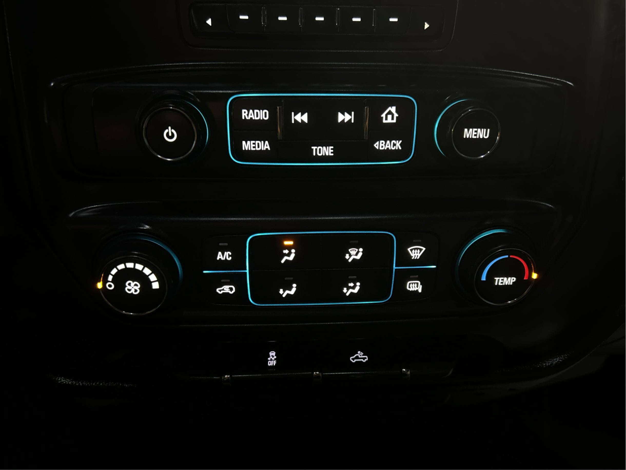 Photo 46 of this Chevrolet Silverado 1500