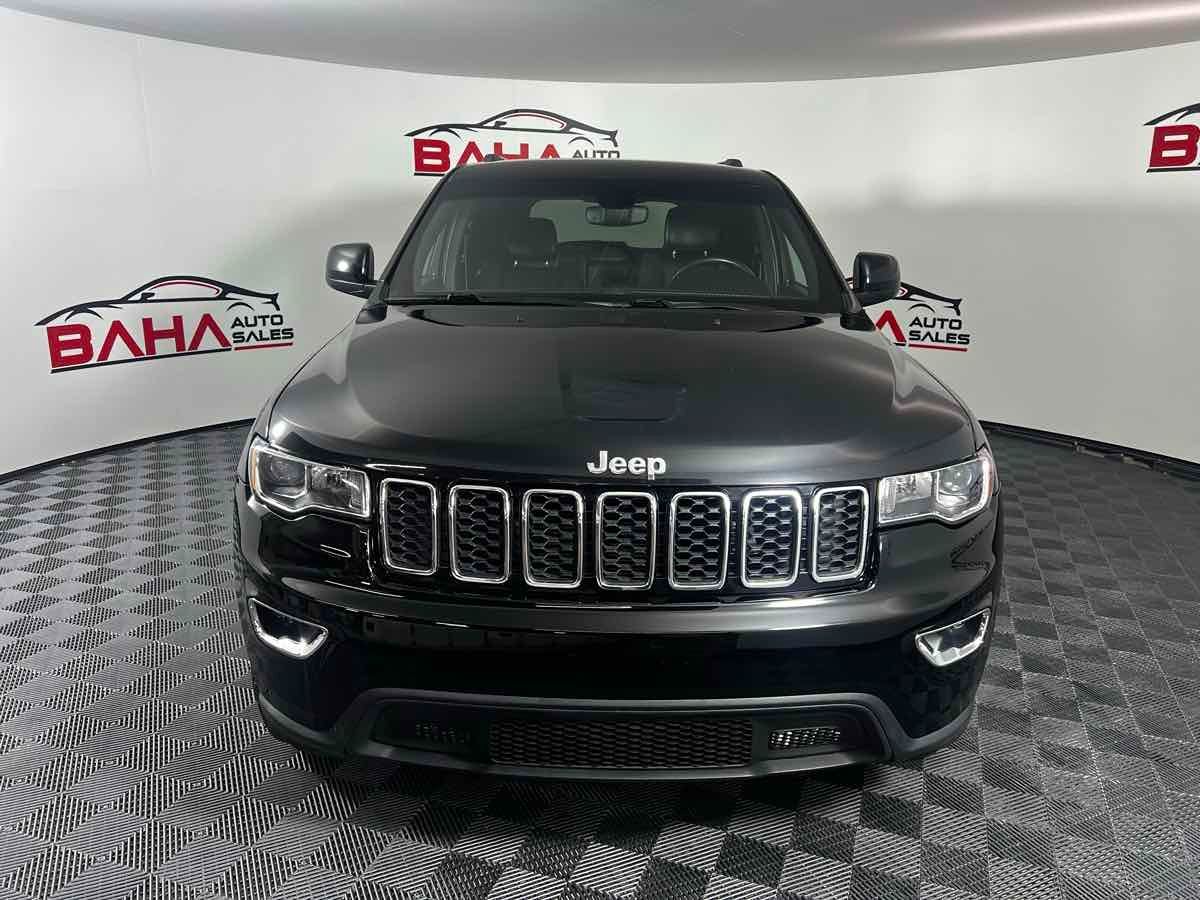 2019 Jeep Grand Cherokee Laredo E photo 9