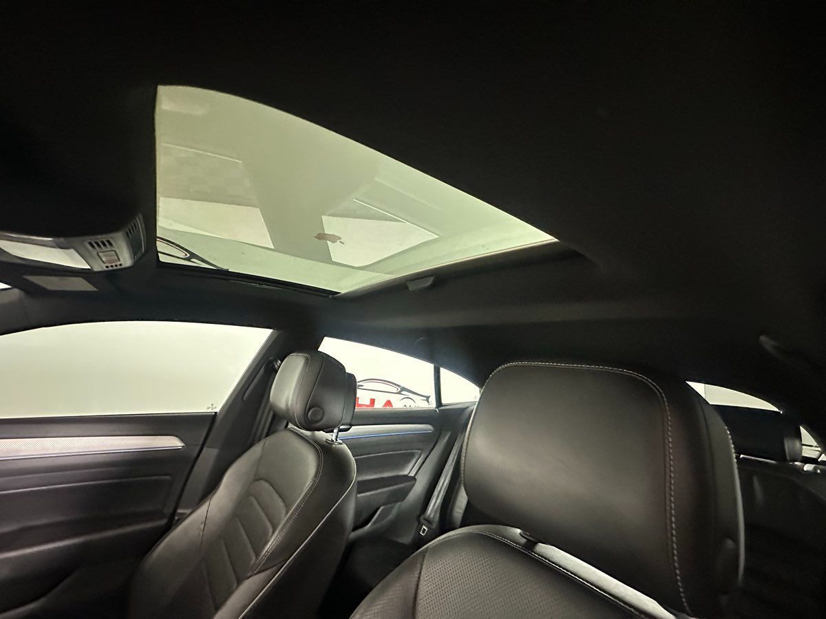 2019 Volkswagen Arteon SEL Premium R-Line photo 15