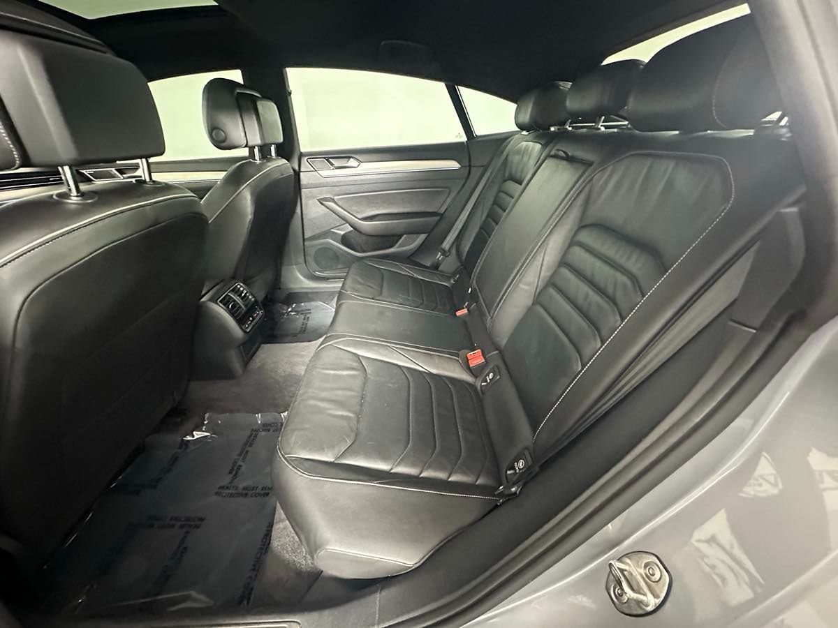 2019 Volkswagen Arteon SEL Premium R-Line photo 16