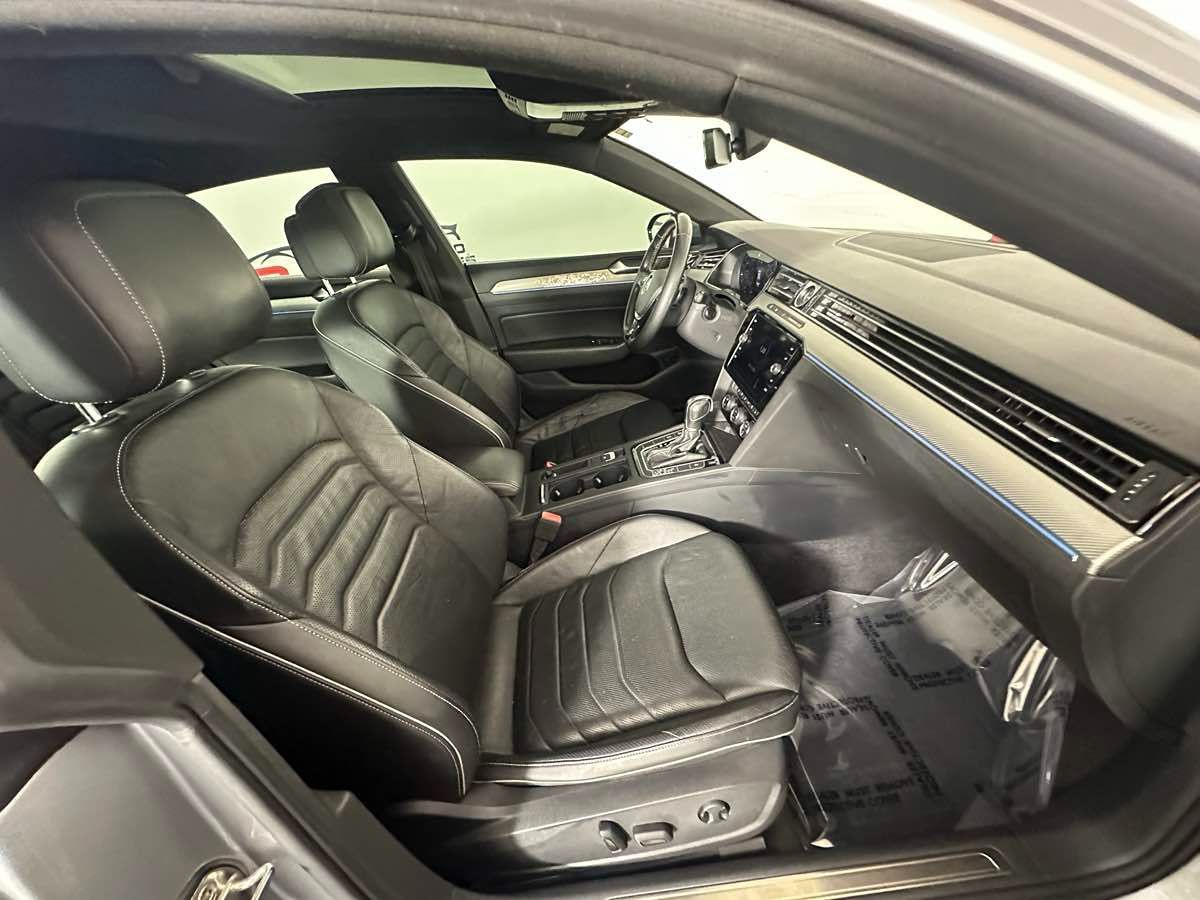 2019 Volkswagen Arteon SEL Premium R-Line photo 22