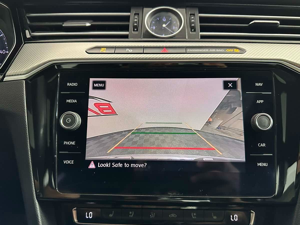 2019 Volkswagen Arteon SEL Premium R-Line photo 27