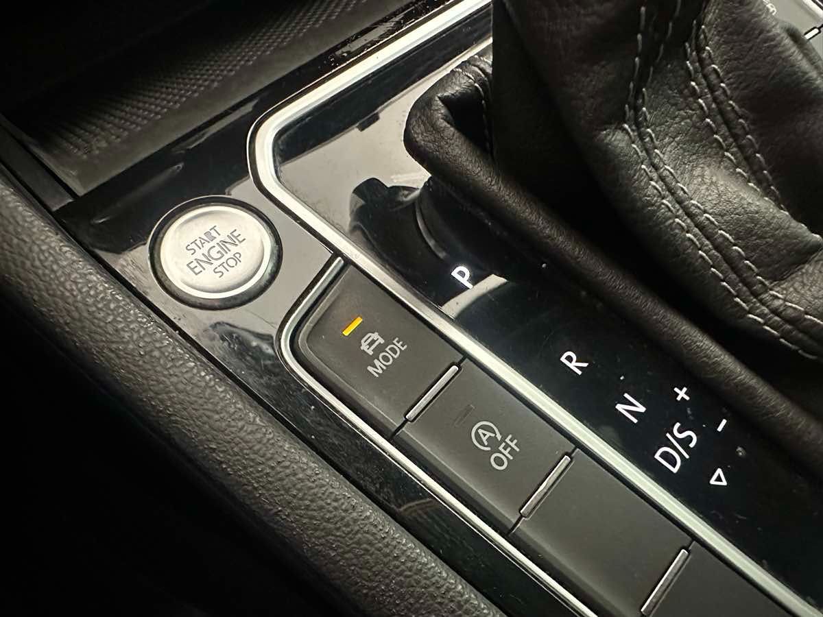 2019 Volkswagen Arteon SEL Premium R-Line photo 29