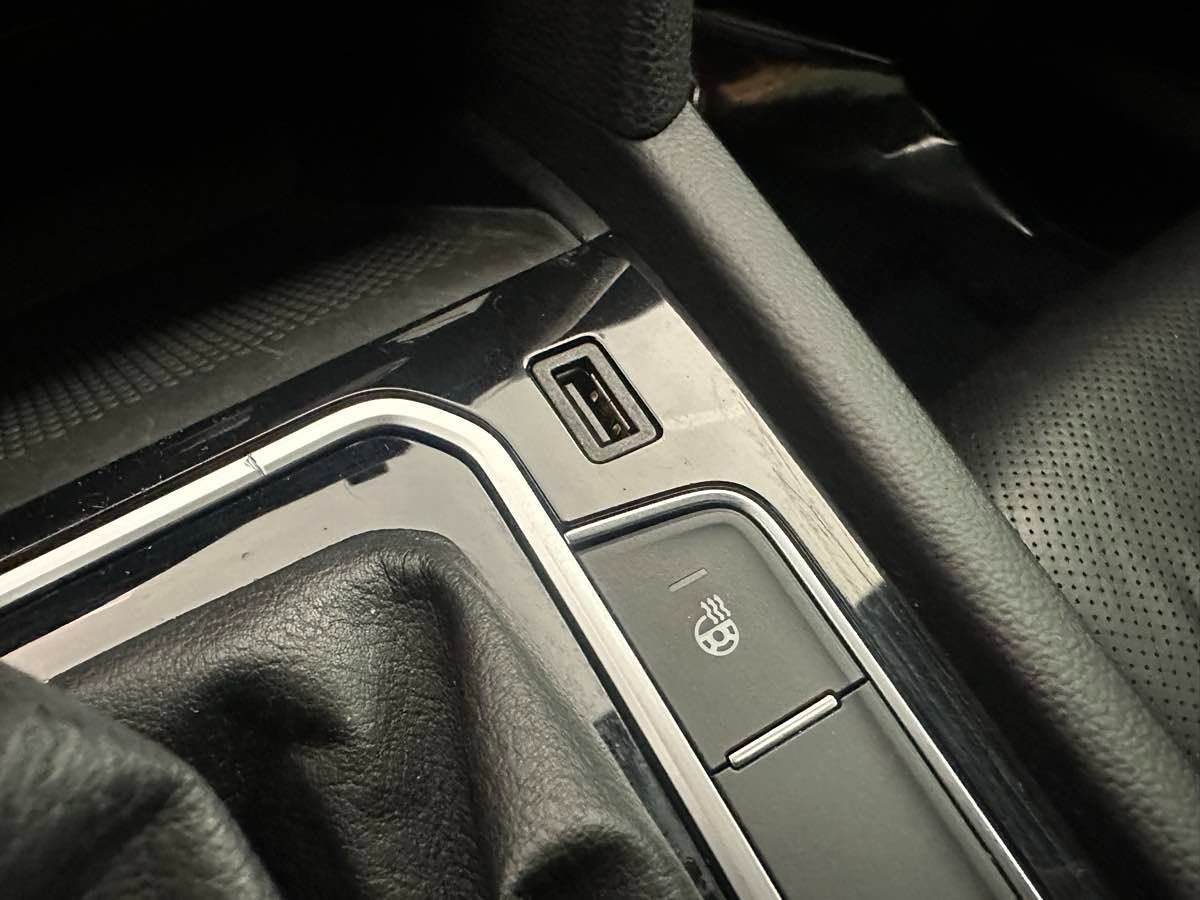2019 Volkswagen Arteon SEL Premium R-Line photo 30