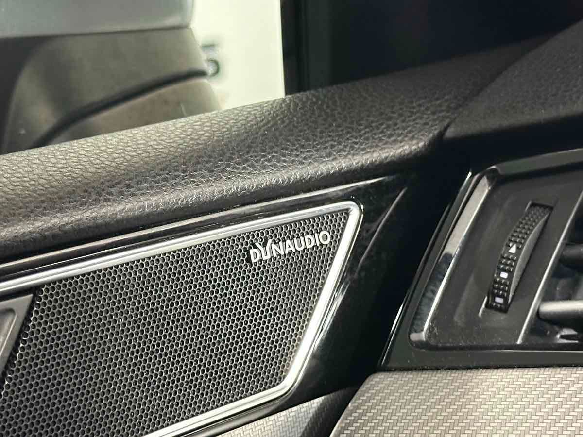 2019 Volkswagen Arteon SEL Premium R-Line photo 36