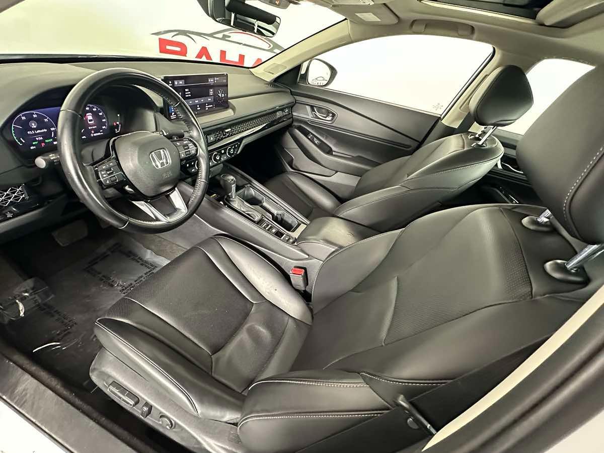 2023 Honda Accord Hybrid Touring photo 8