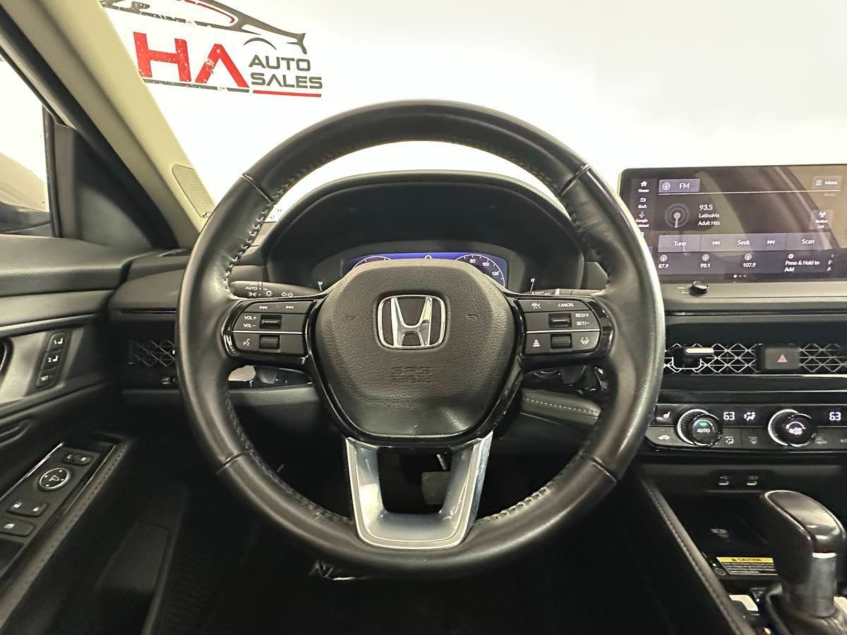 2023 Honda Accord Hybrid Touring photo 15